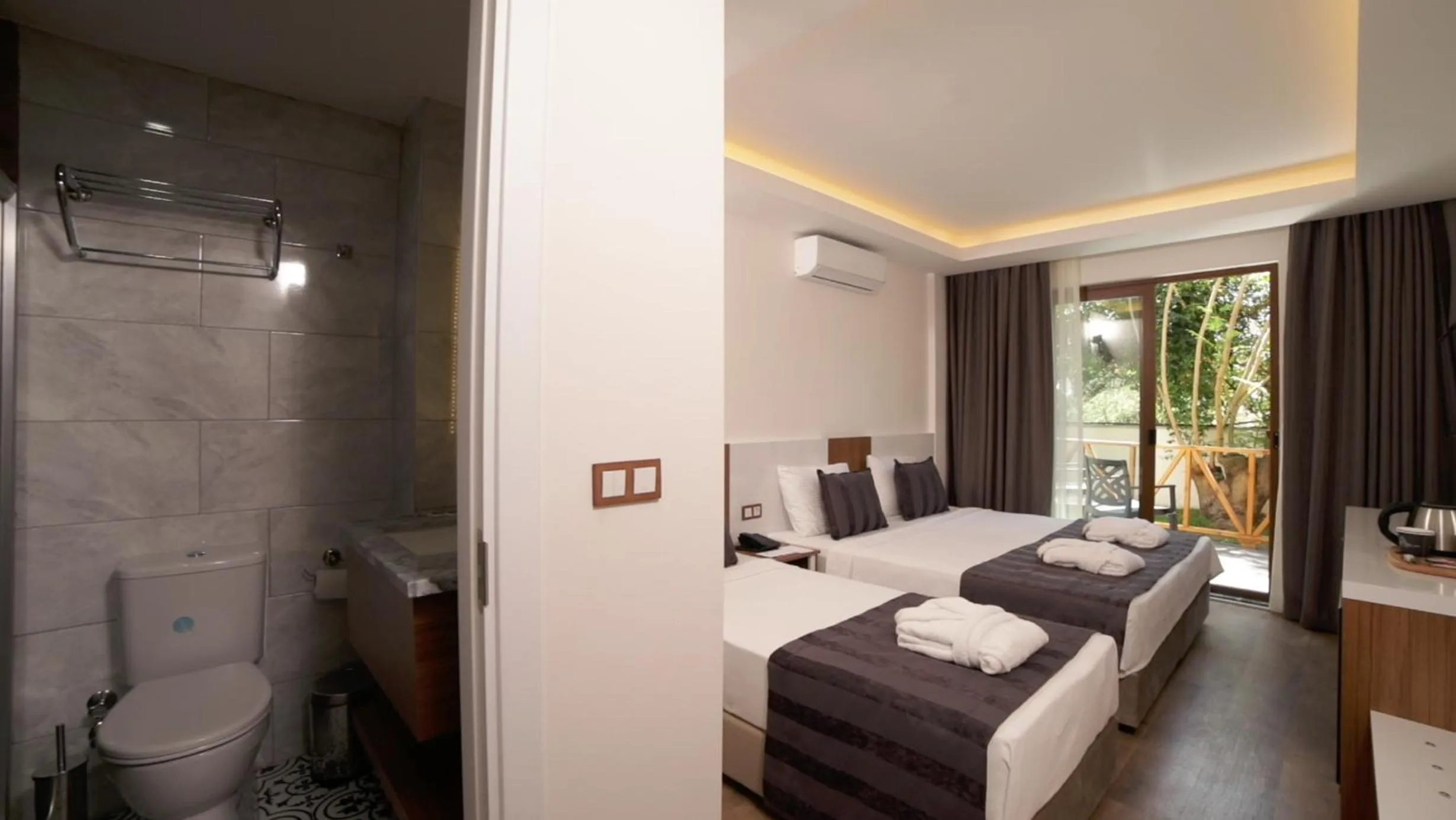 Photo of the whole room, Bed in Le Marden Hotel Spa