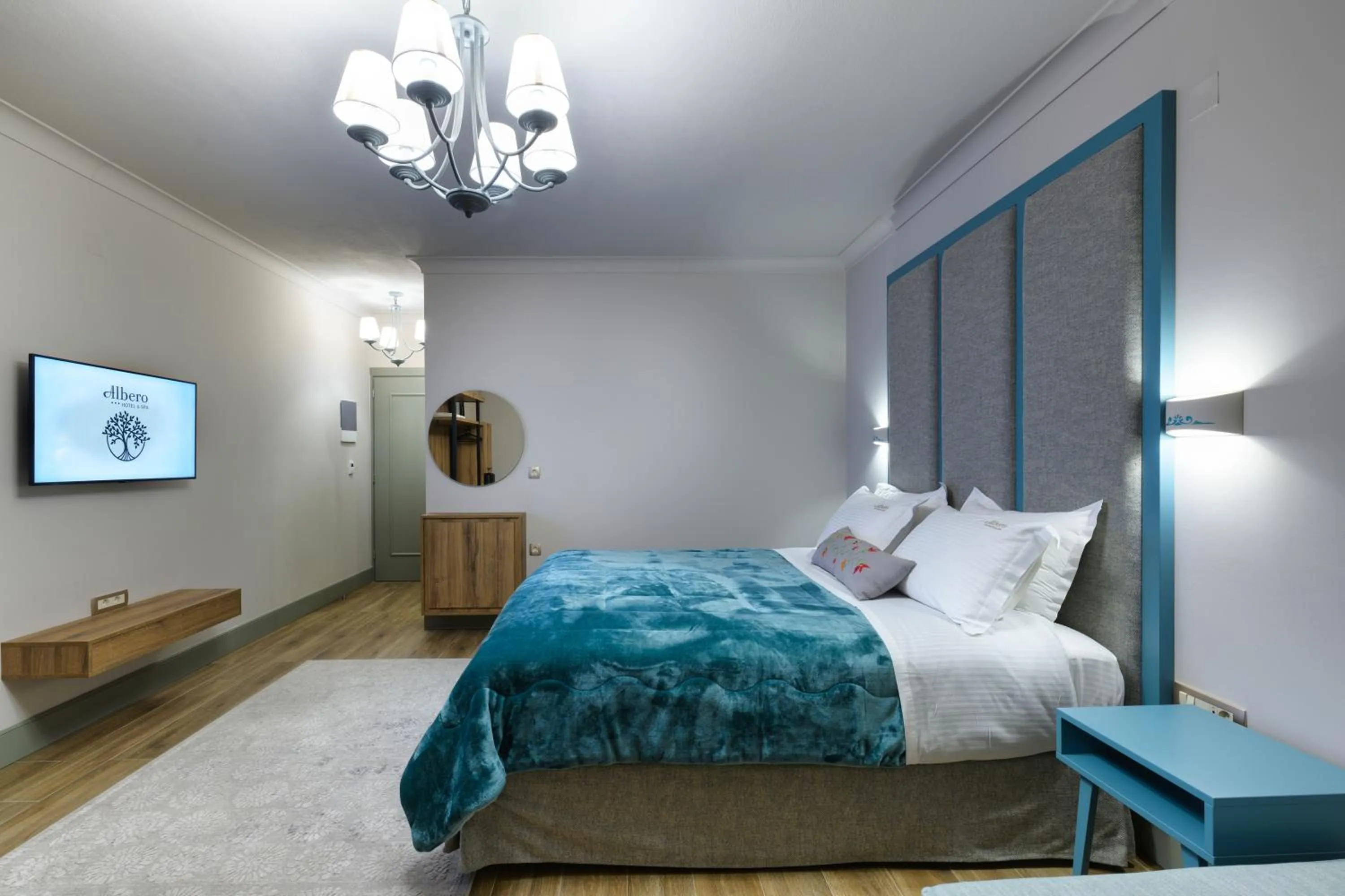 TV and multimedia, Bed in Álbero Hotel