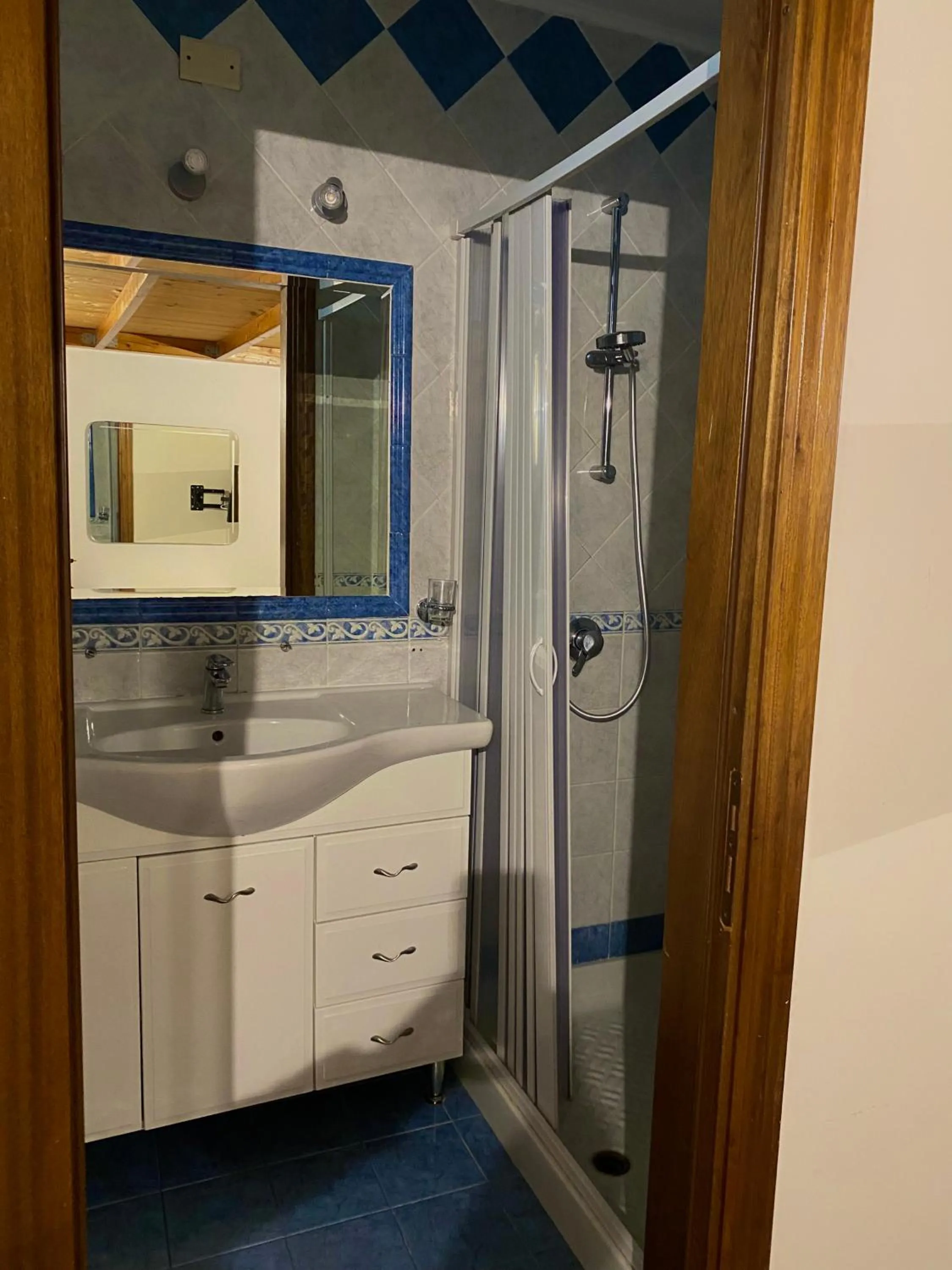 Shower in B&B Vista Mare