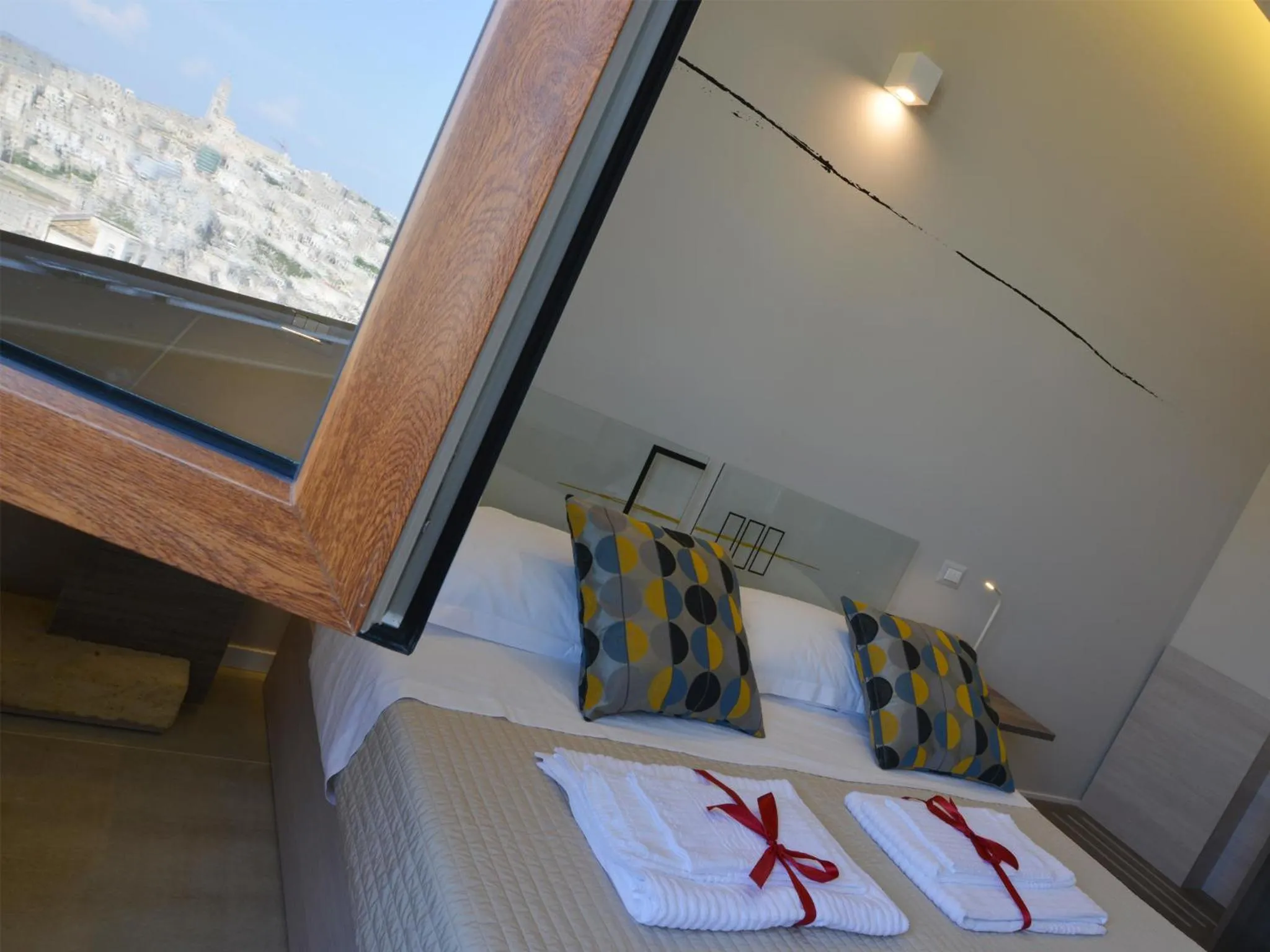 Bedroom, Bed in Graffiti