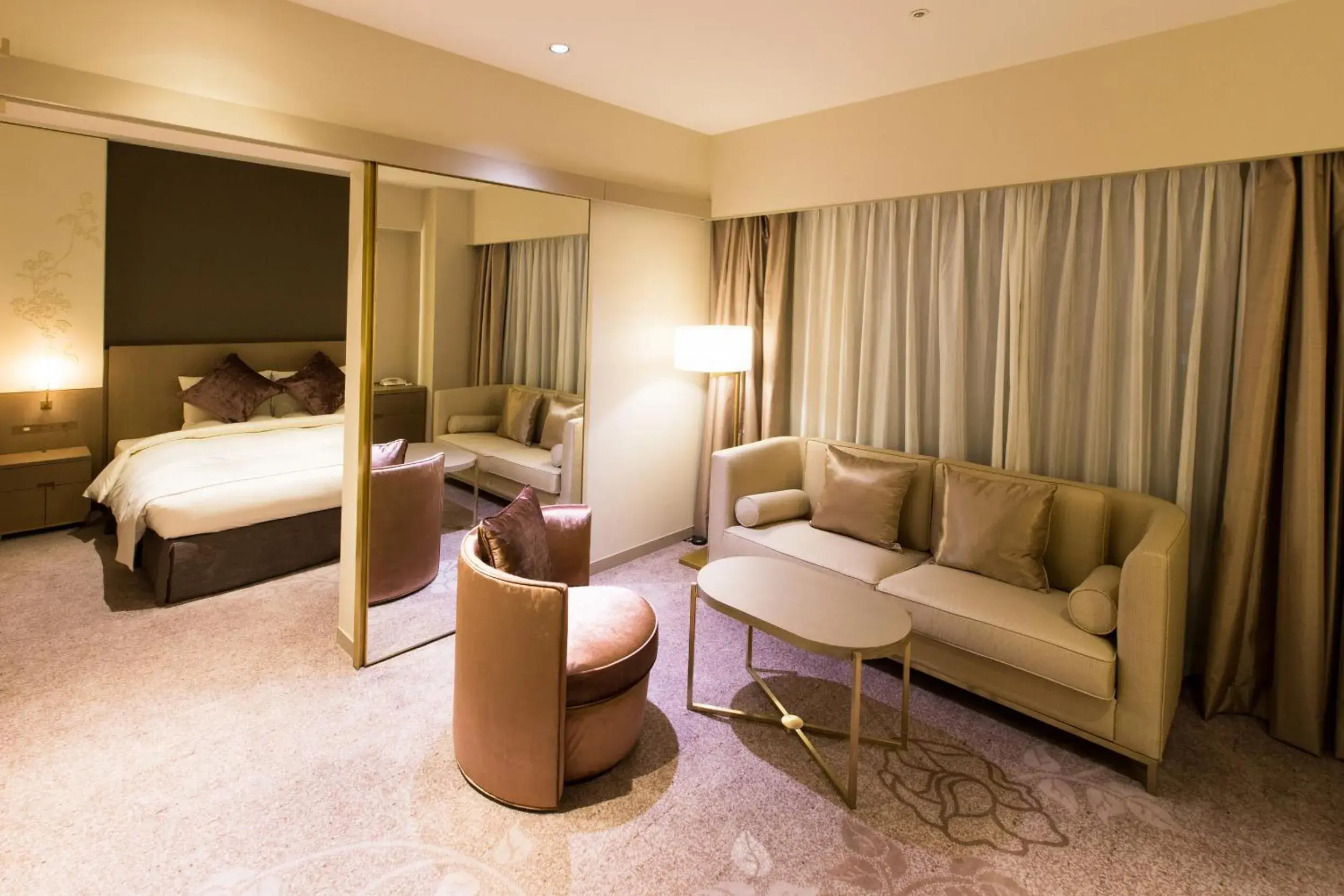 Bed in Hotel Nikko Tachikawa Tokyo Bed in Hotel Nikko Tachikawa Tokyo