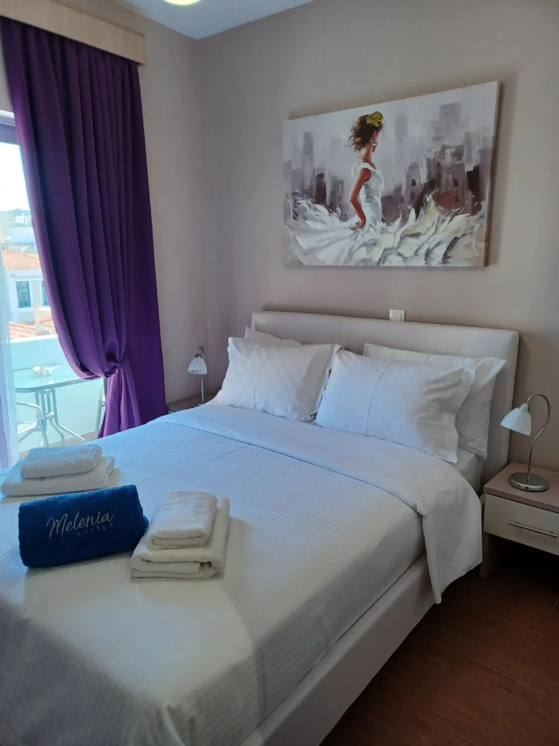 Melenia Suites