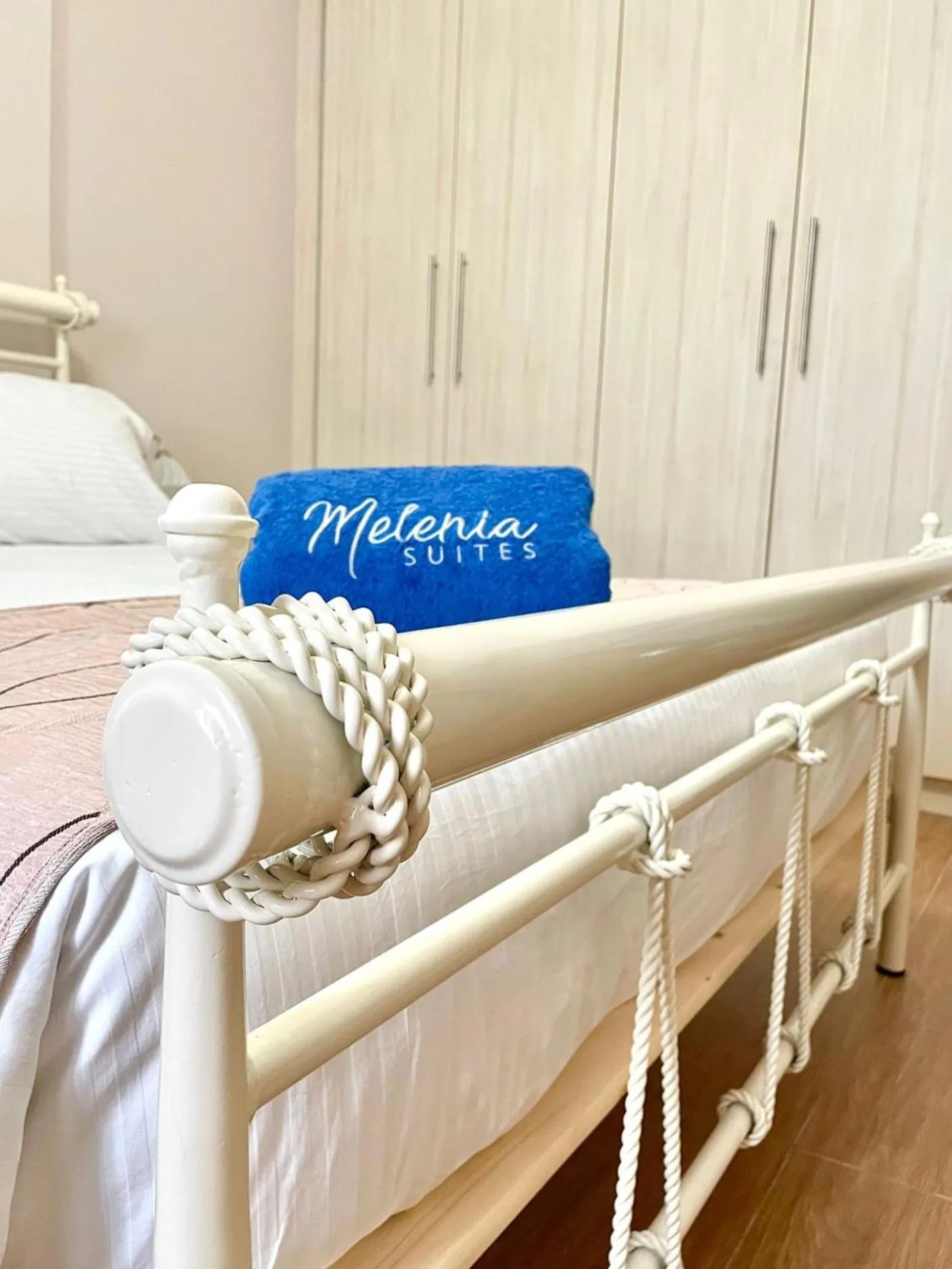 Melenia Suites