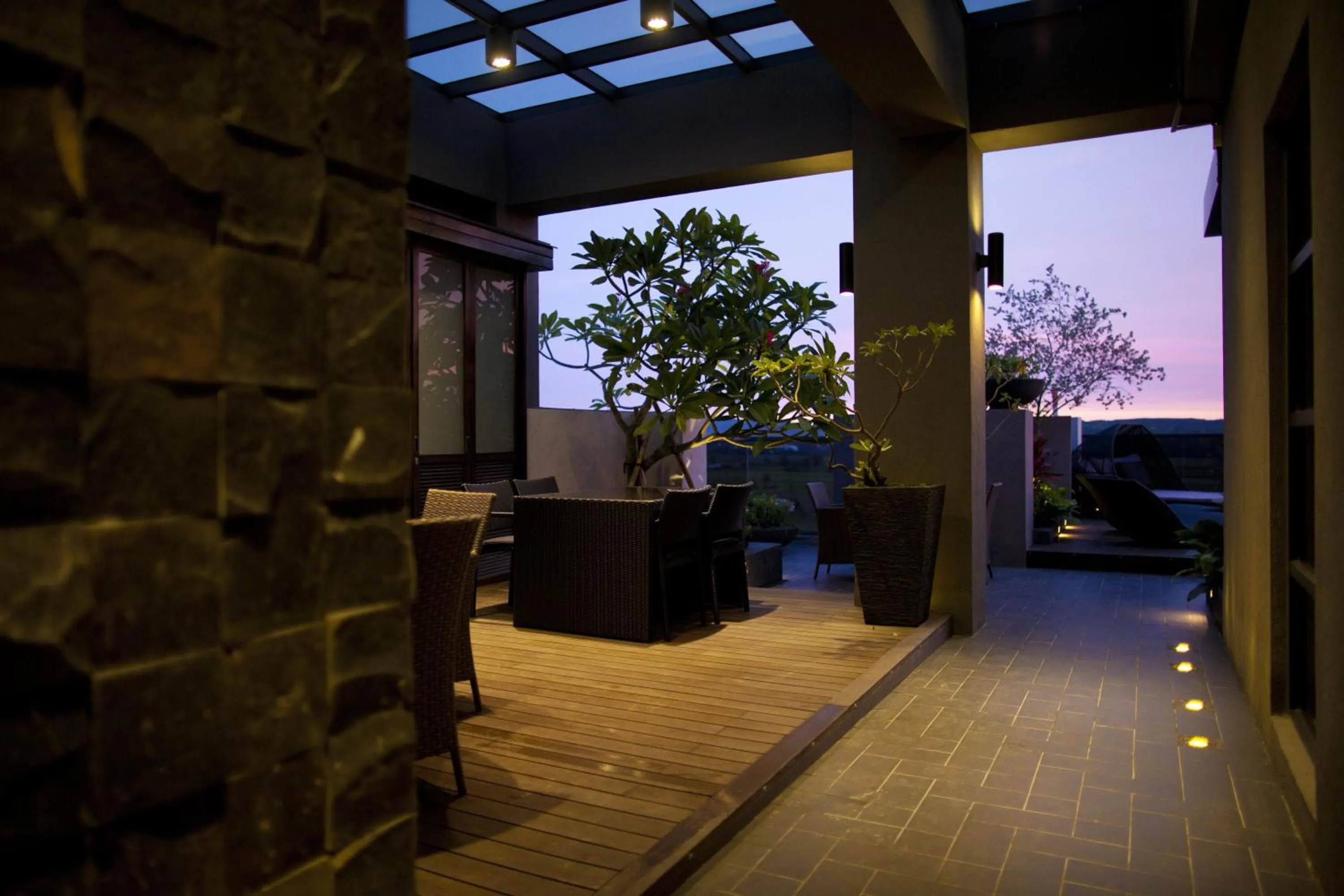 Seating area in Wolken Lodge