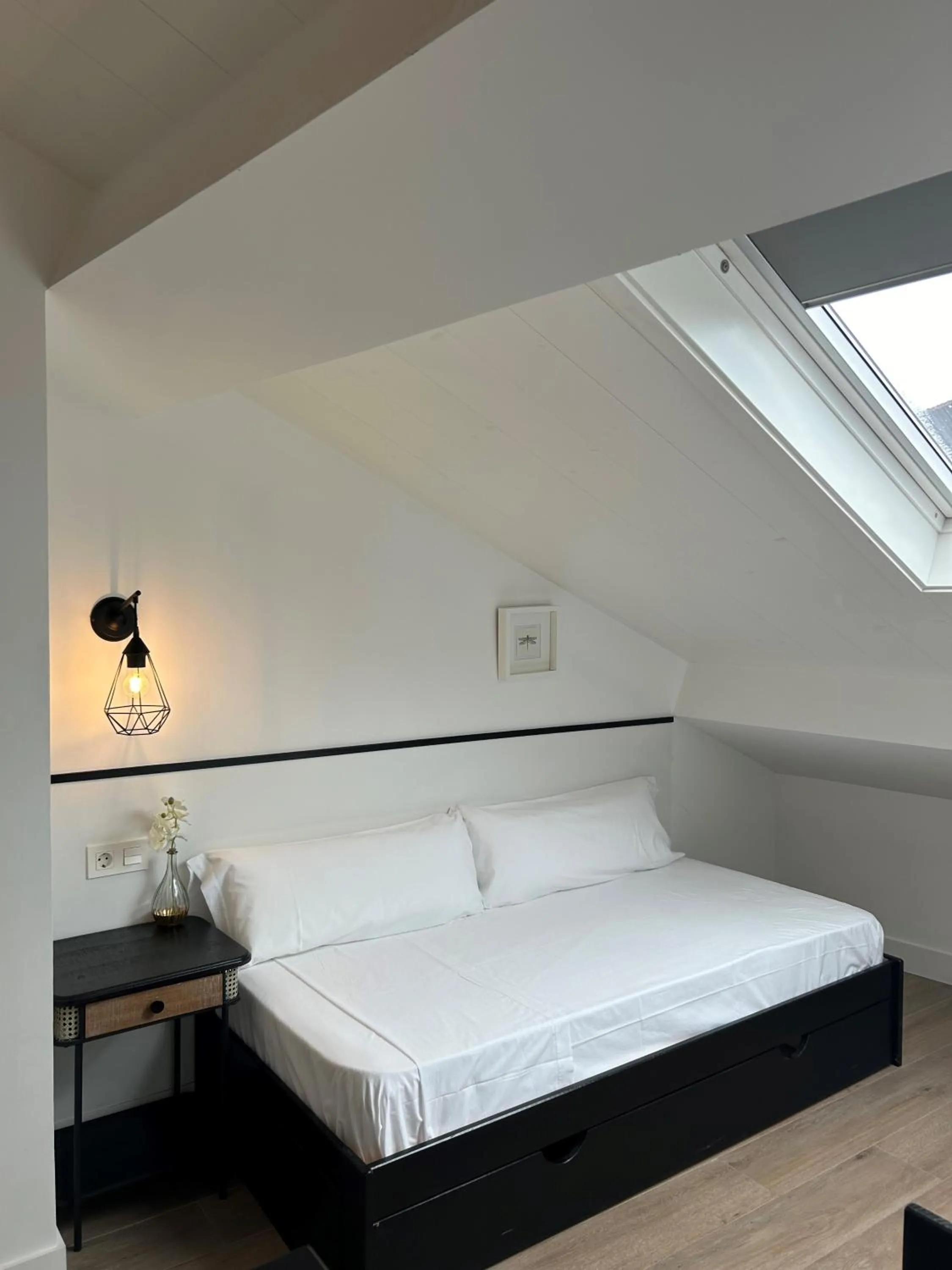 Bedroom, Bed in Santa Catalina Suites Gijón