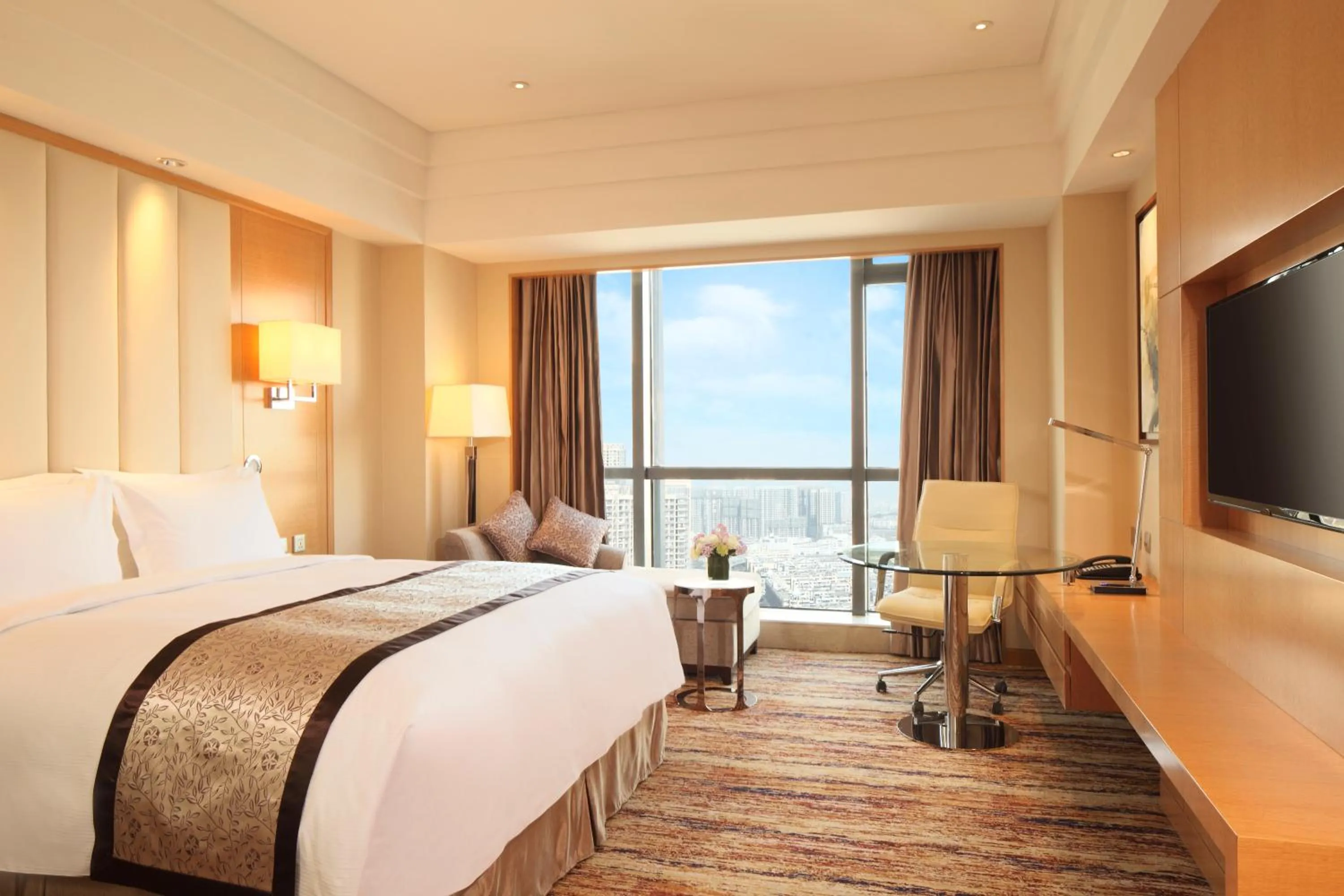 Bed in DoubleTree by Hilton Wuhu