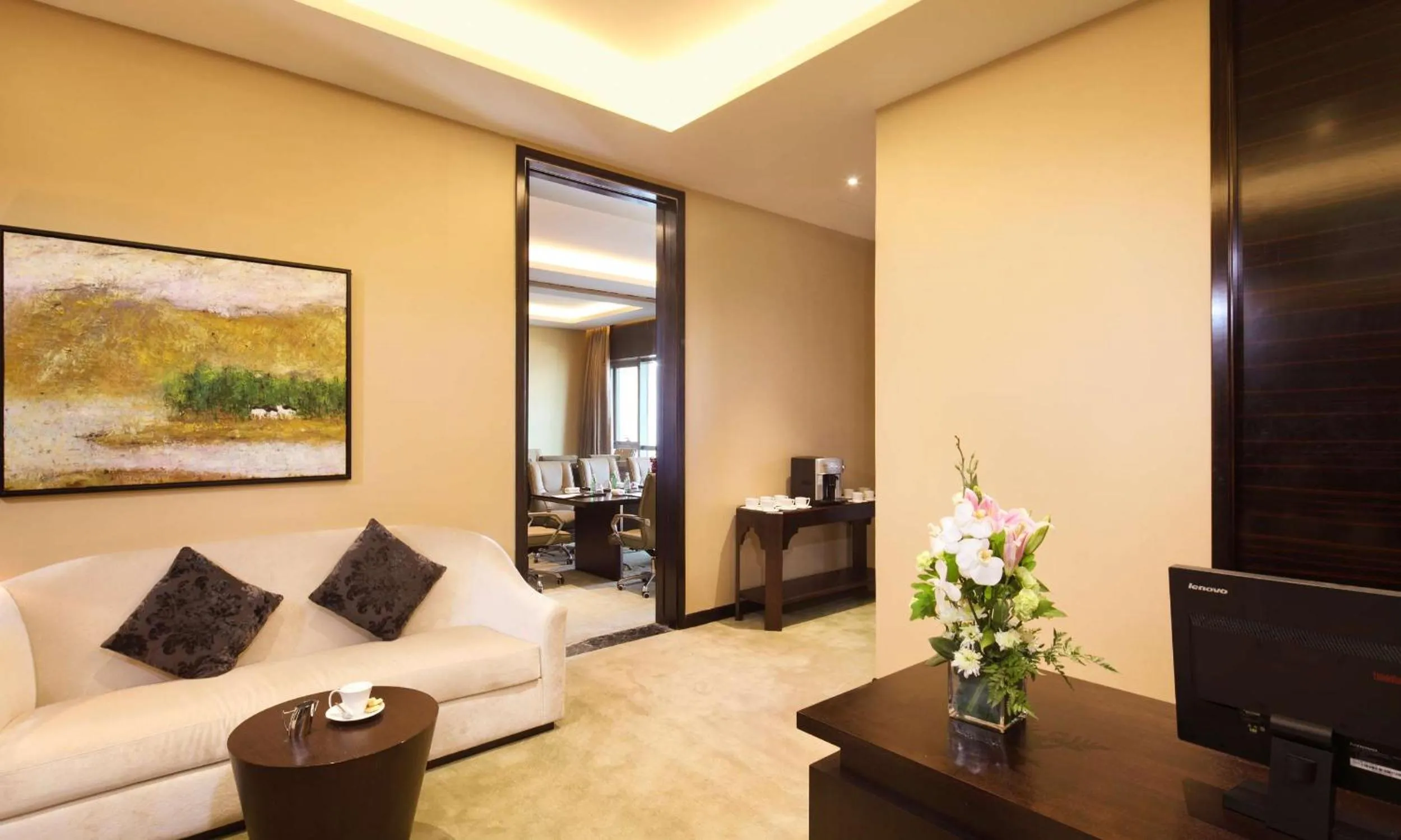 Business facilities in DoubleTree by Hilton Wuhu