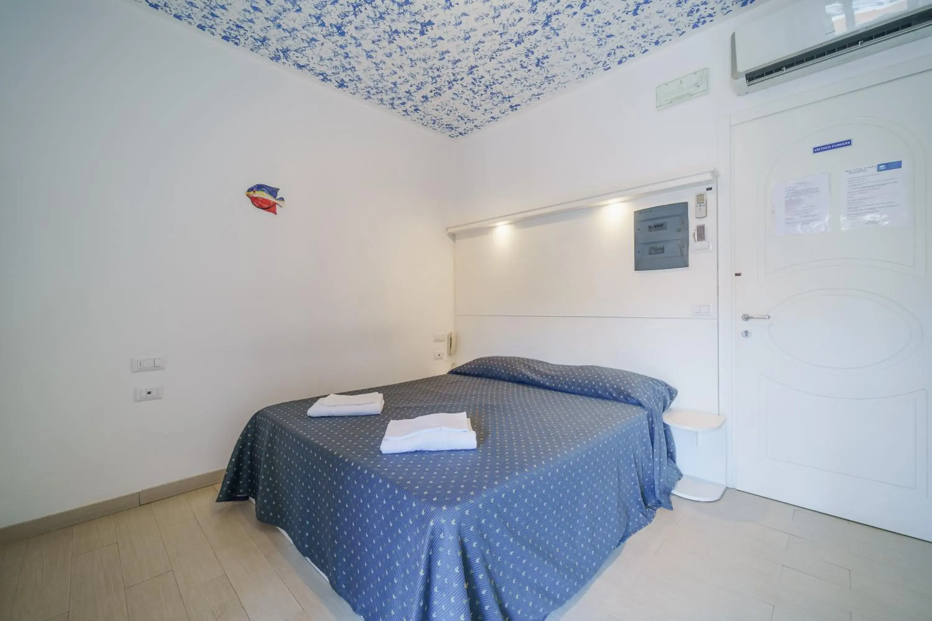 Double Room with Sea View in Affittacamere Vista Mare Double Room with Sea View in Affittacamere Vista Mare