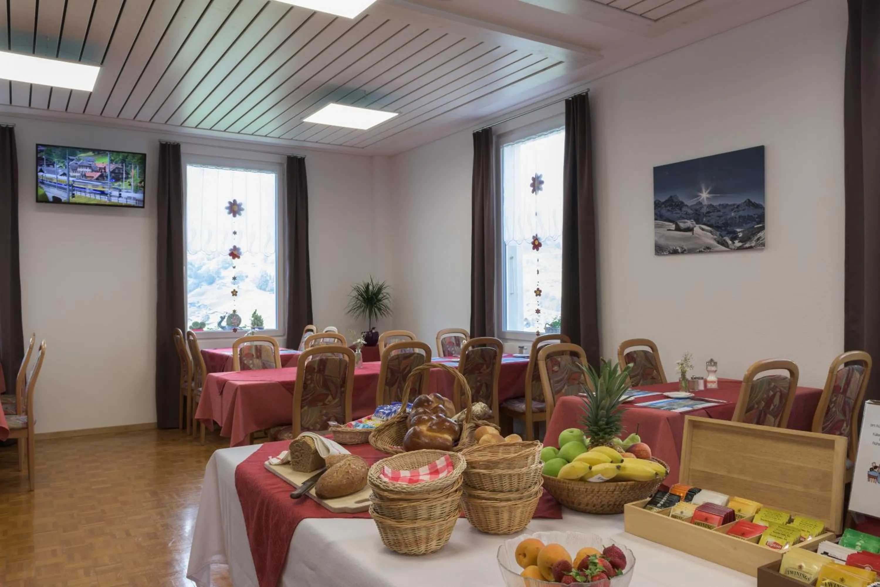 Restaurant/places to eat in Hotel Bel-Air Eden