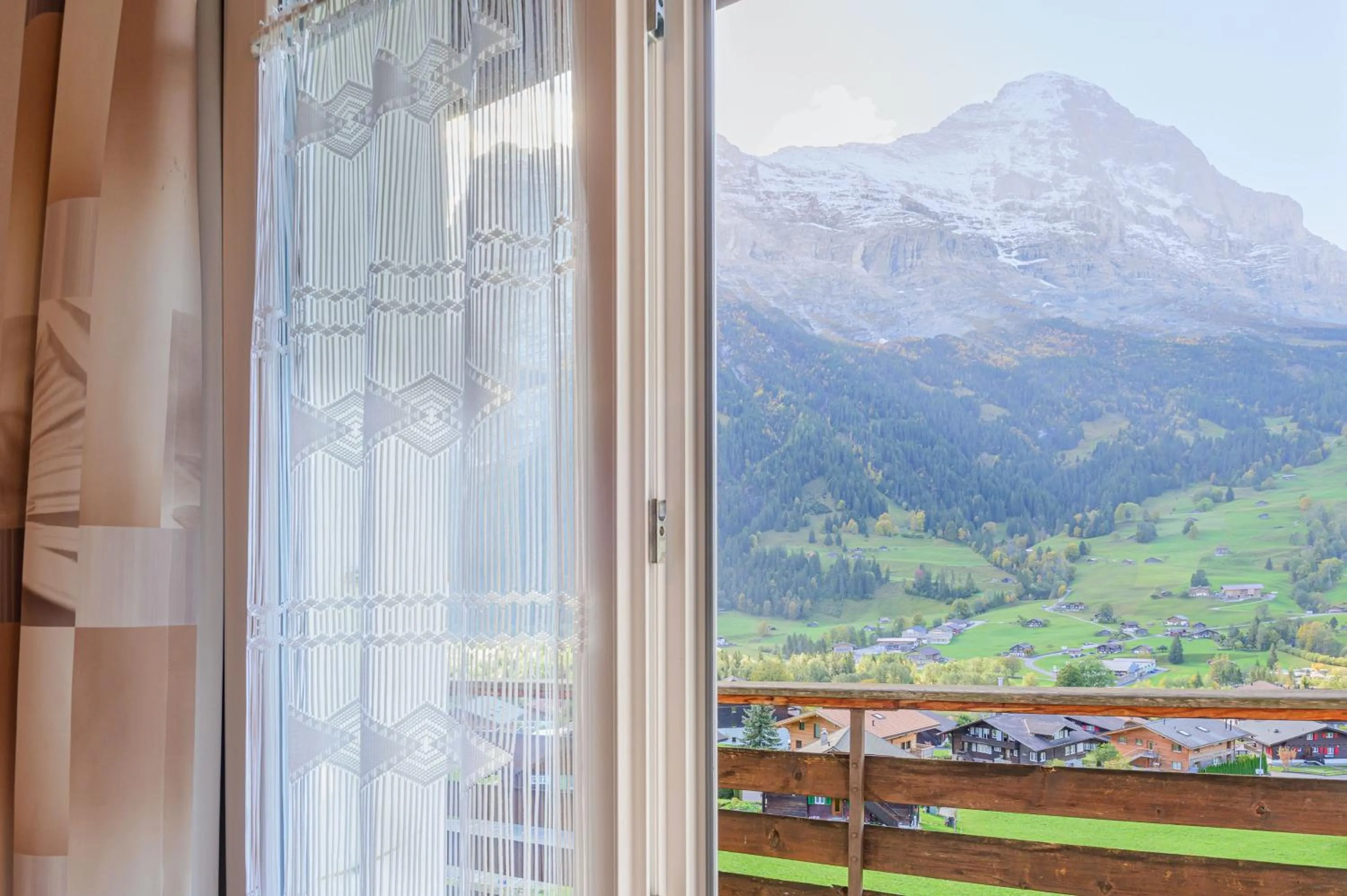 Mountain view in Hotel Bel-Air Eden