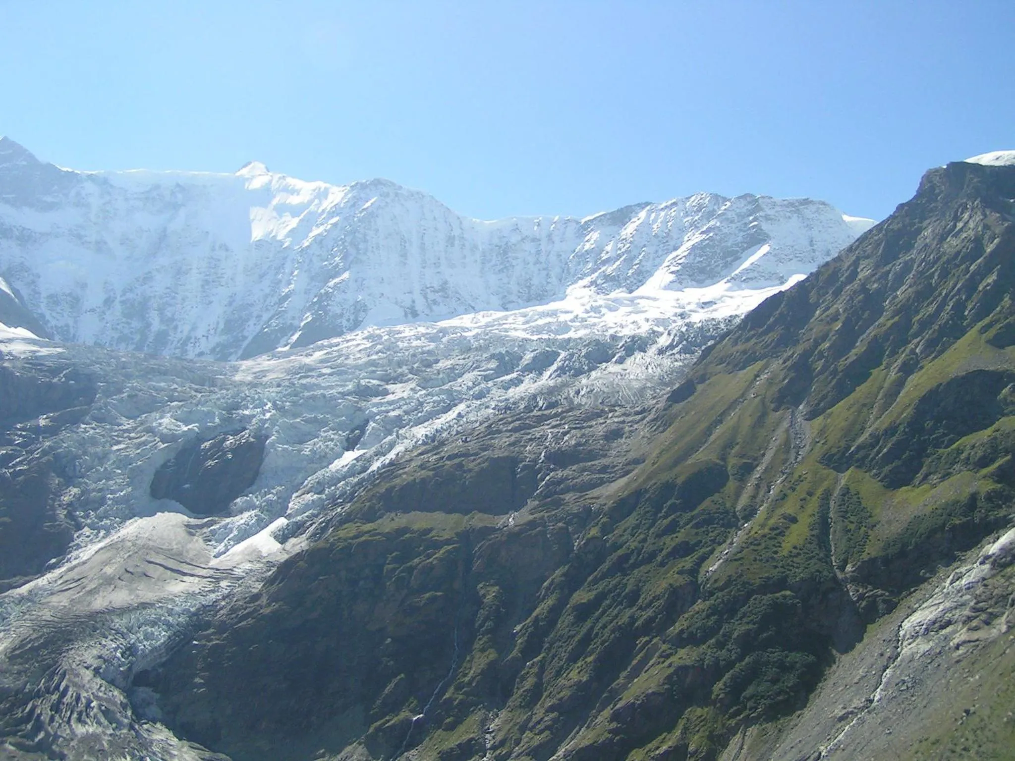 Summer in Hotel Bel-Air Eden