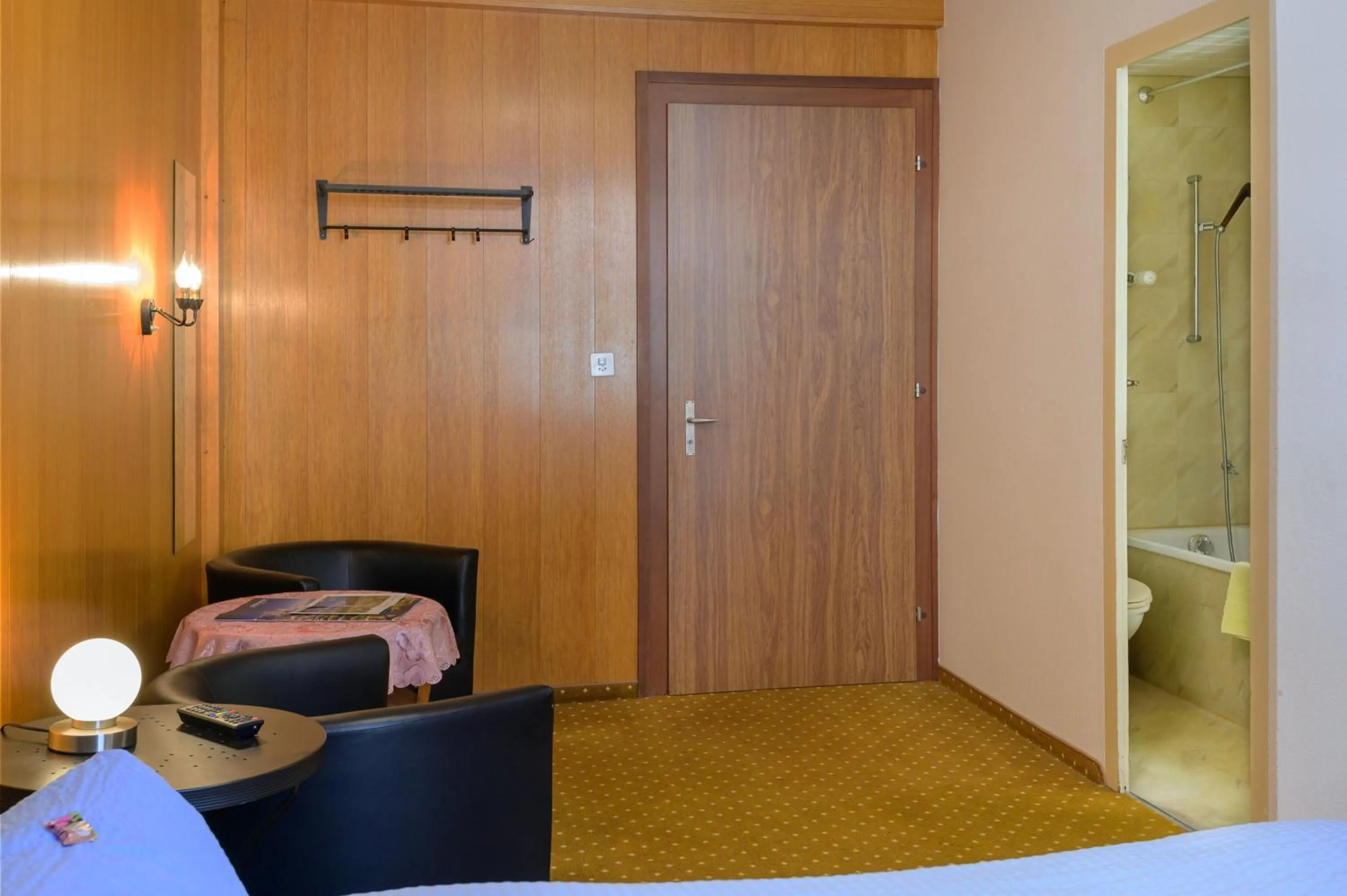 Seating area, Bed in Hotel Bel-Air Eden