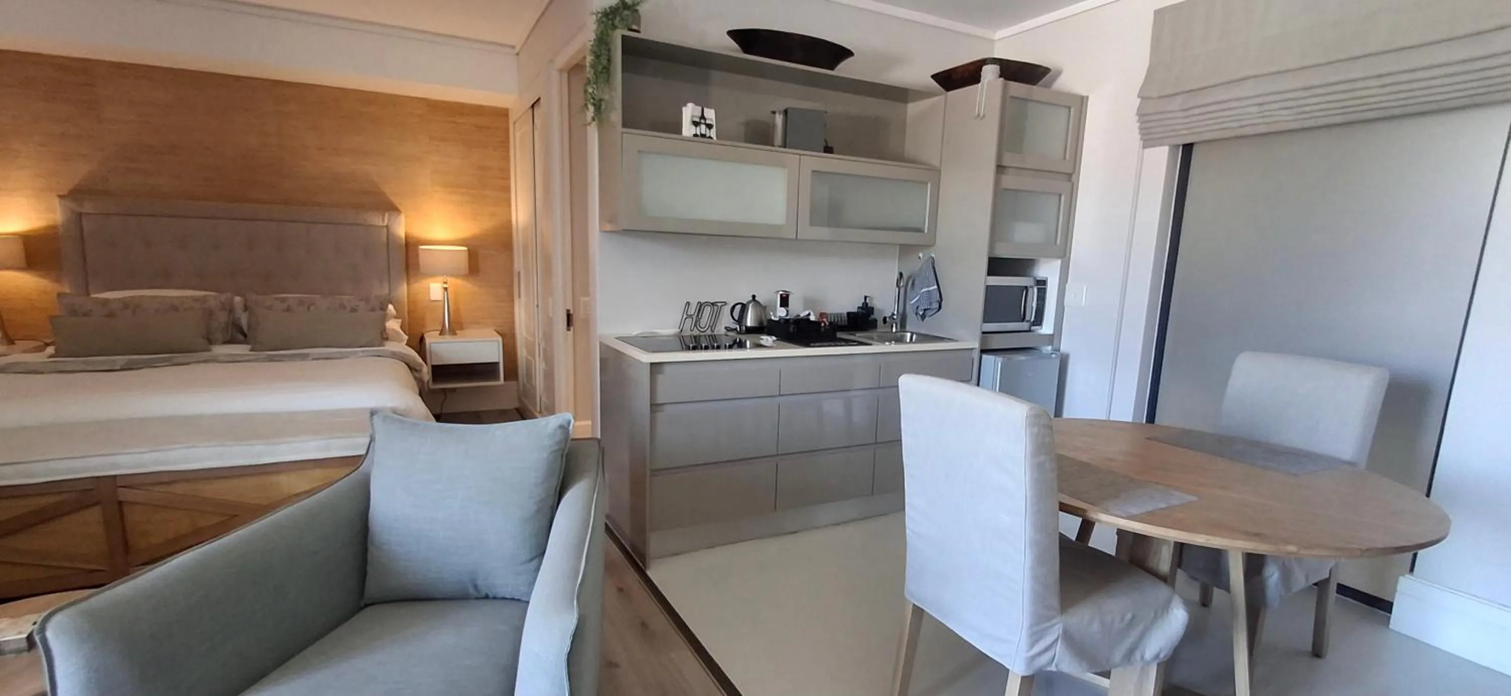 Kitchen or kitchenette in The Gallery on Gray