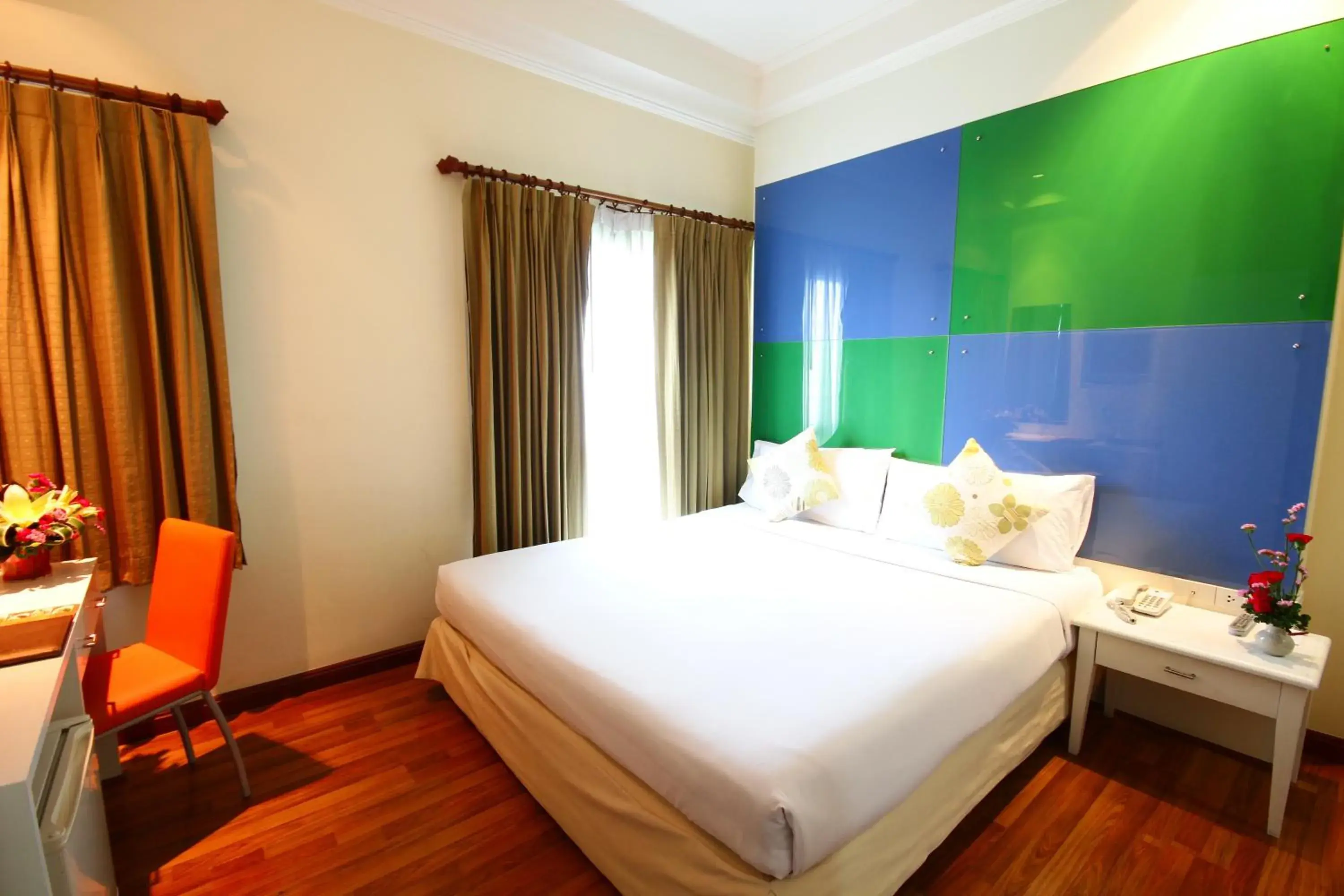 Photo of the whole room, Bed in Calypzo Bangkok Photo of the whole room, Bed in Calypzo Bangkok