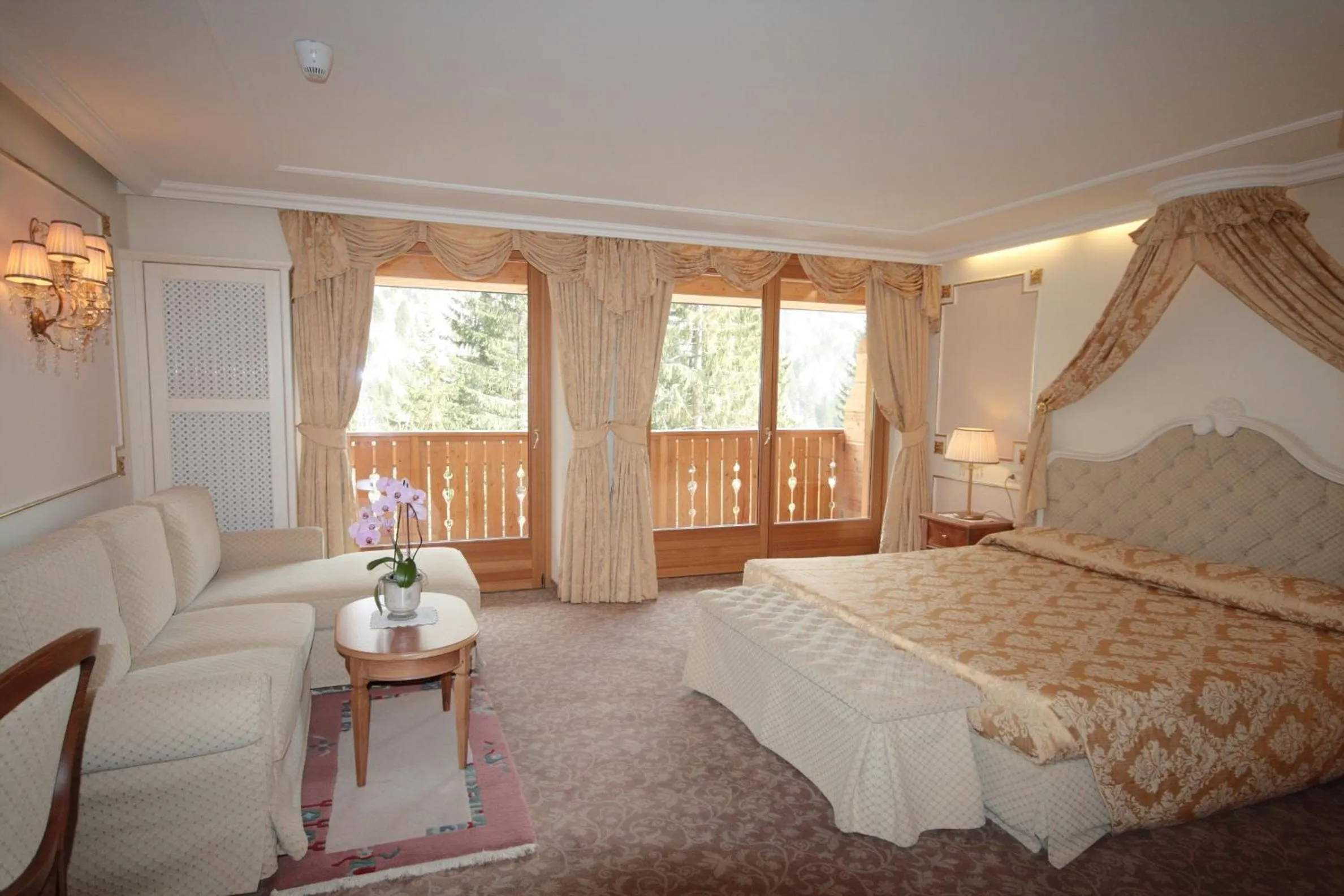 Bedroom, Bed in Hotel Lorenzetti