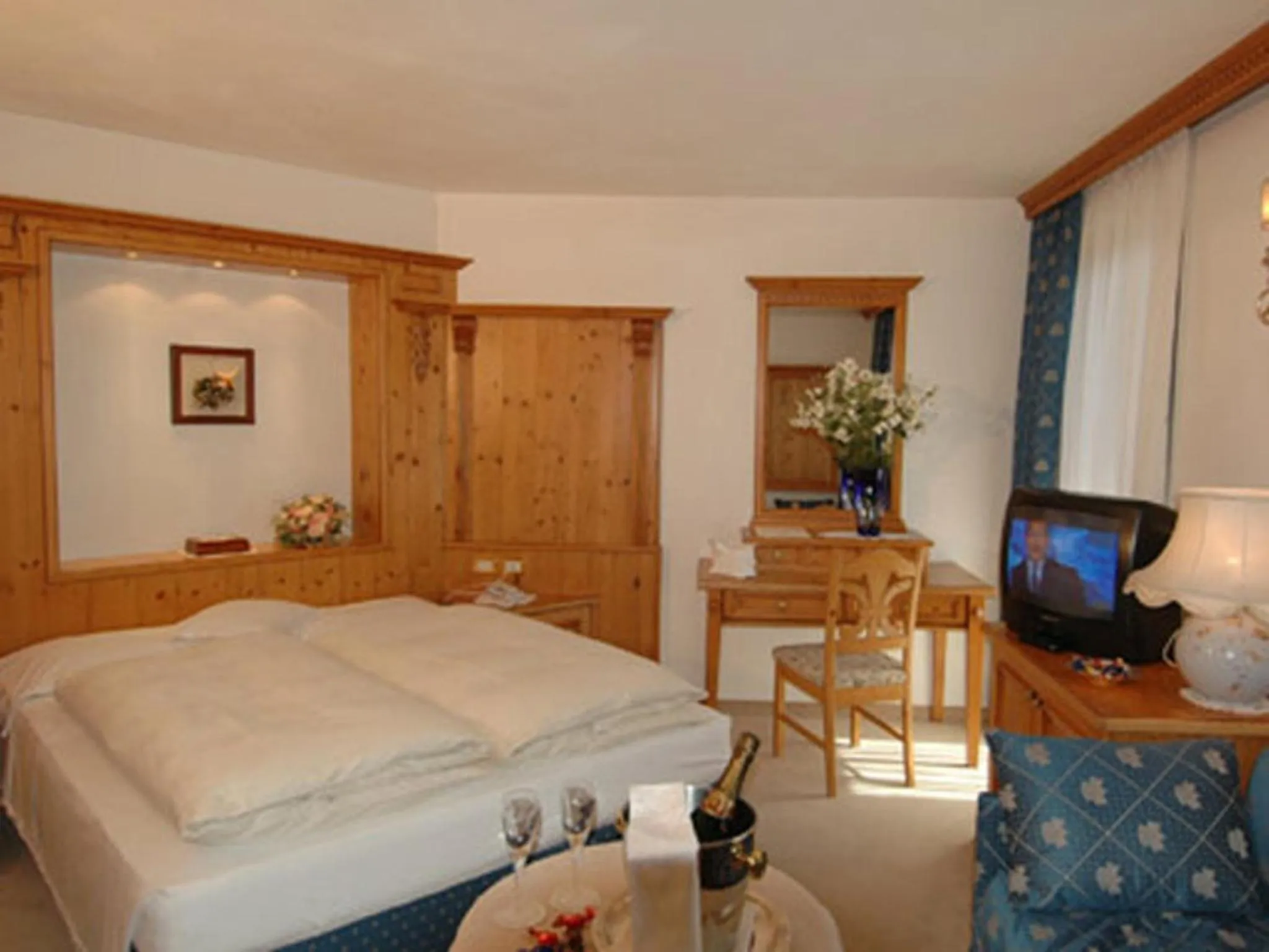 Photo of the whole room, Bed in Hotel Lorenzetti