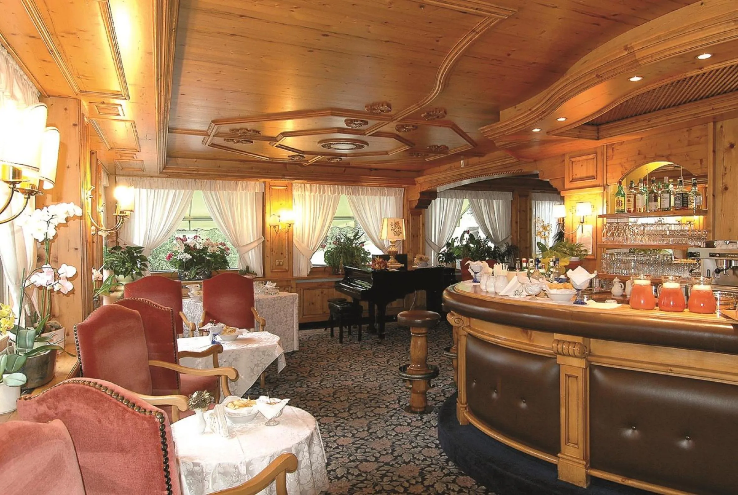 Lounge or bar in Hotel Lorenzetti
