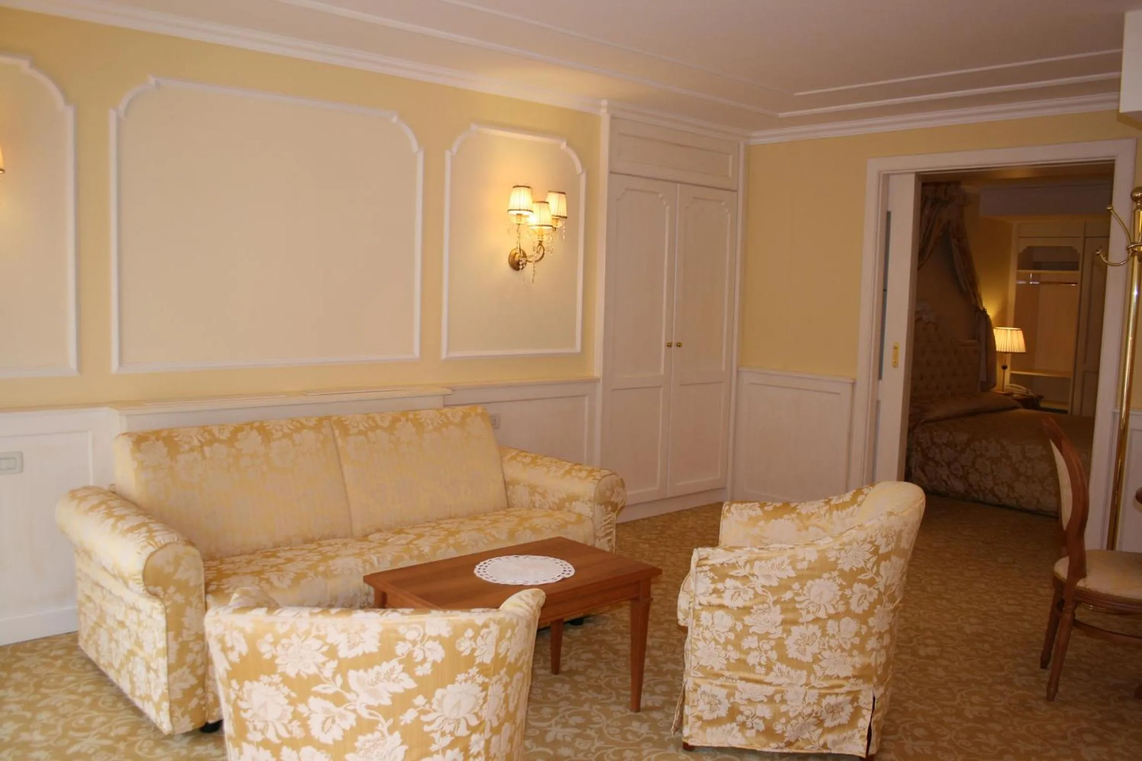 Living room in Hotel Lorenzetti