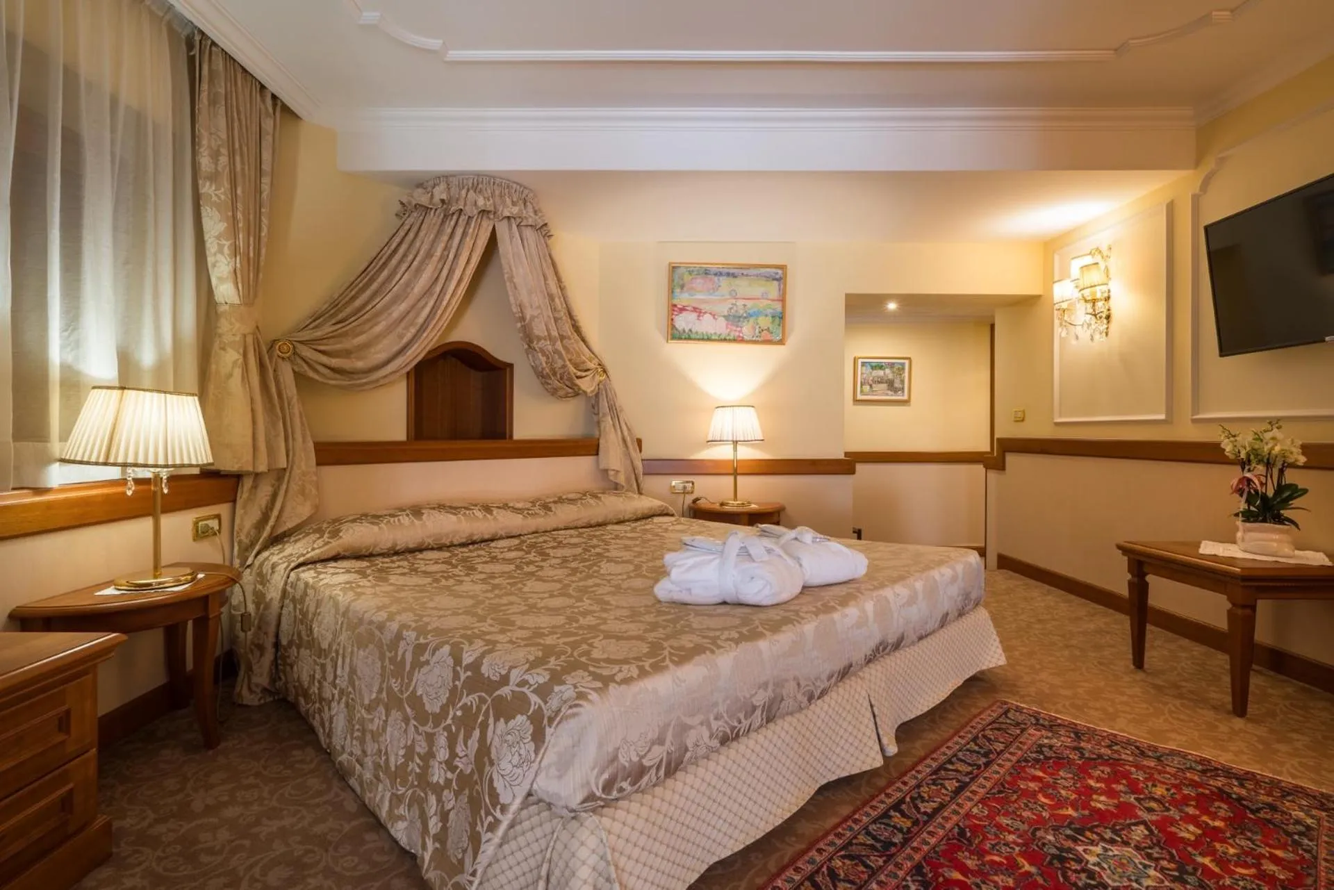 Bed in Hotel Lorenzetti