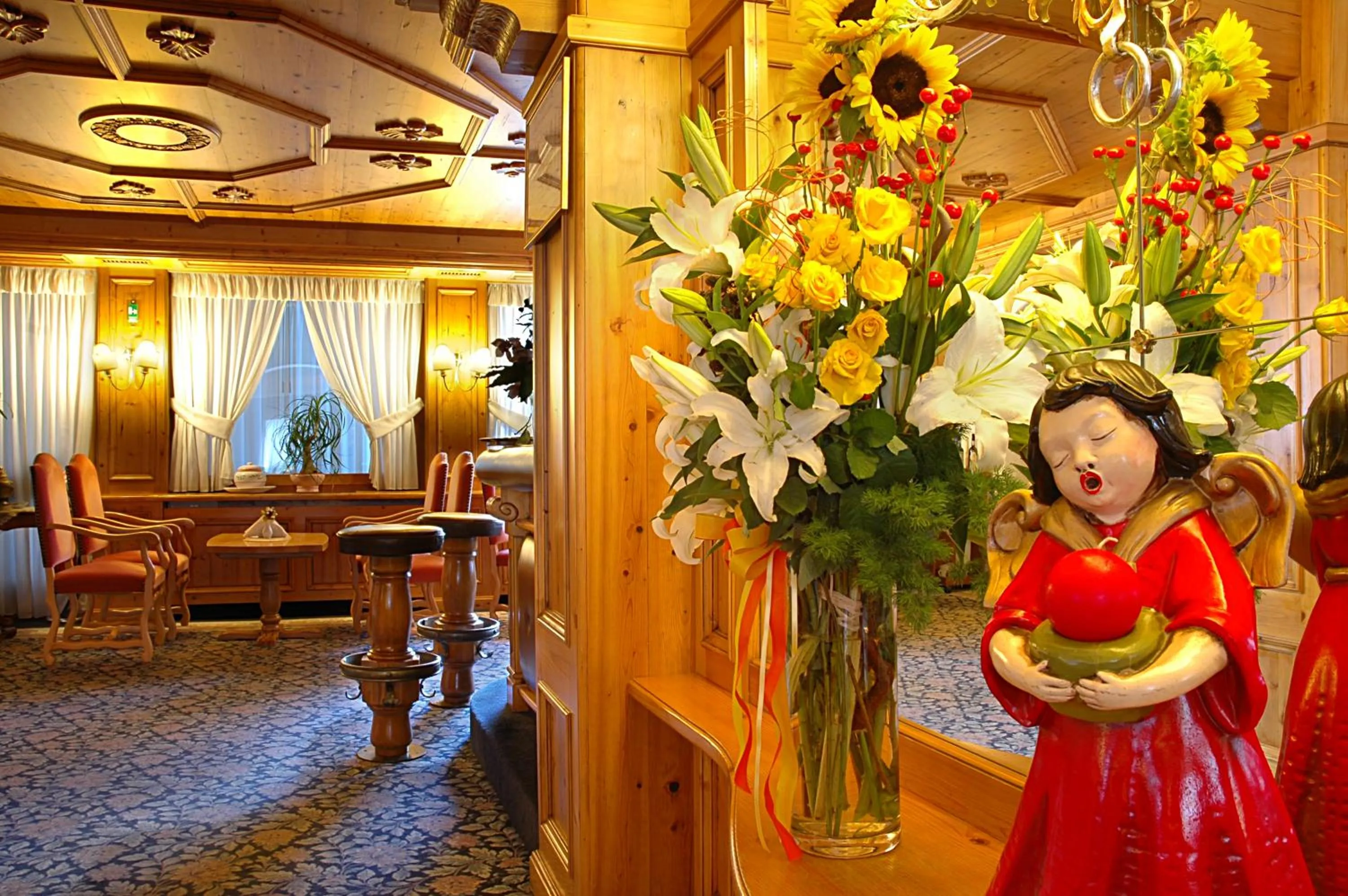 Decorative detail in Hotel Lorenzetti