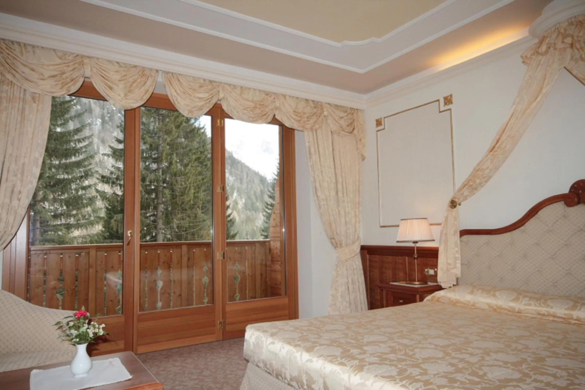 Photo of the whole room, Bed in Hotel Lorenzetti