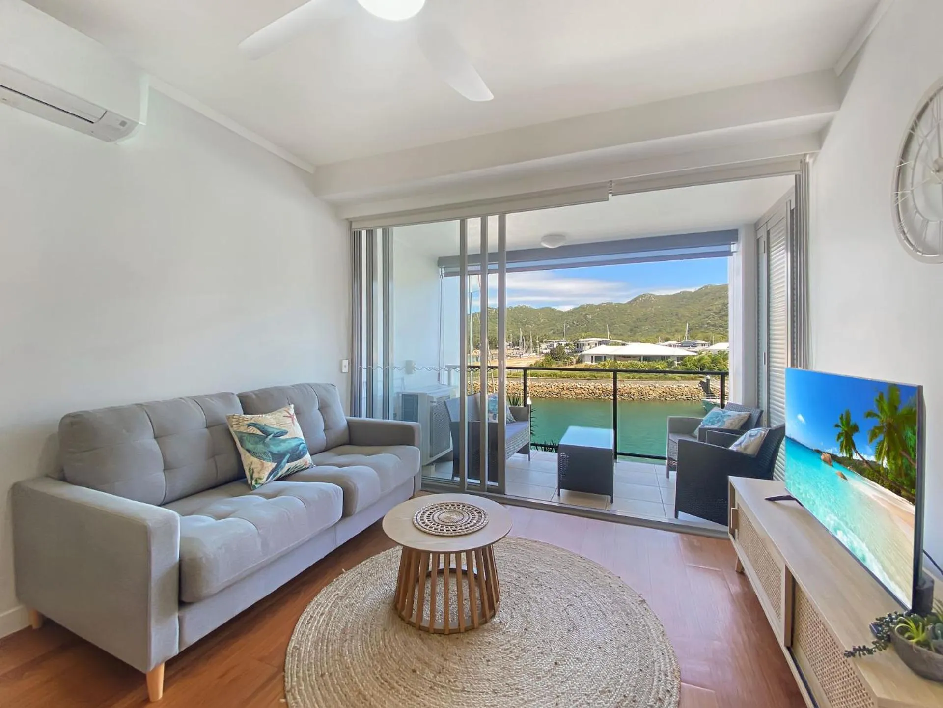 Blue on Blue Studio Room 1222