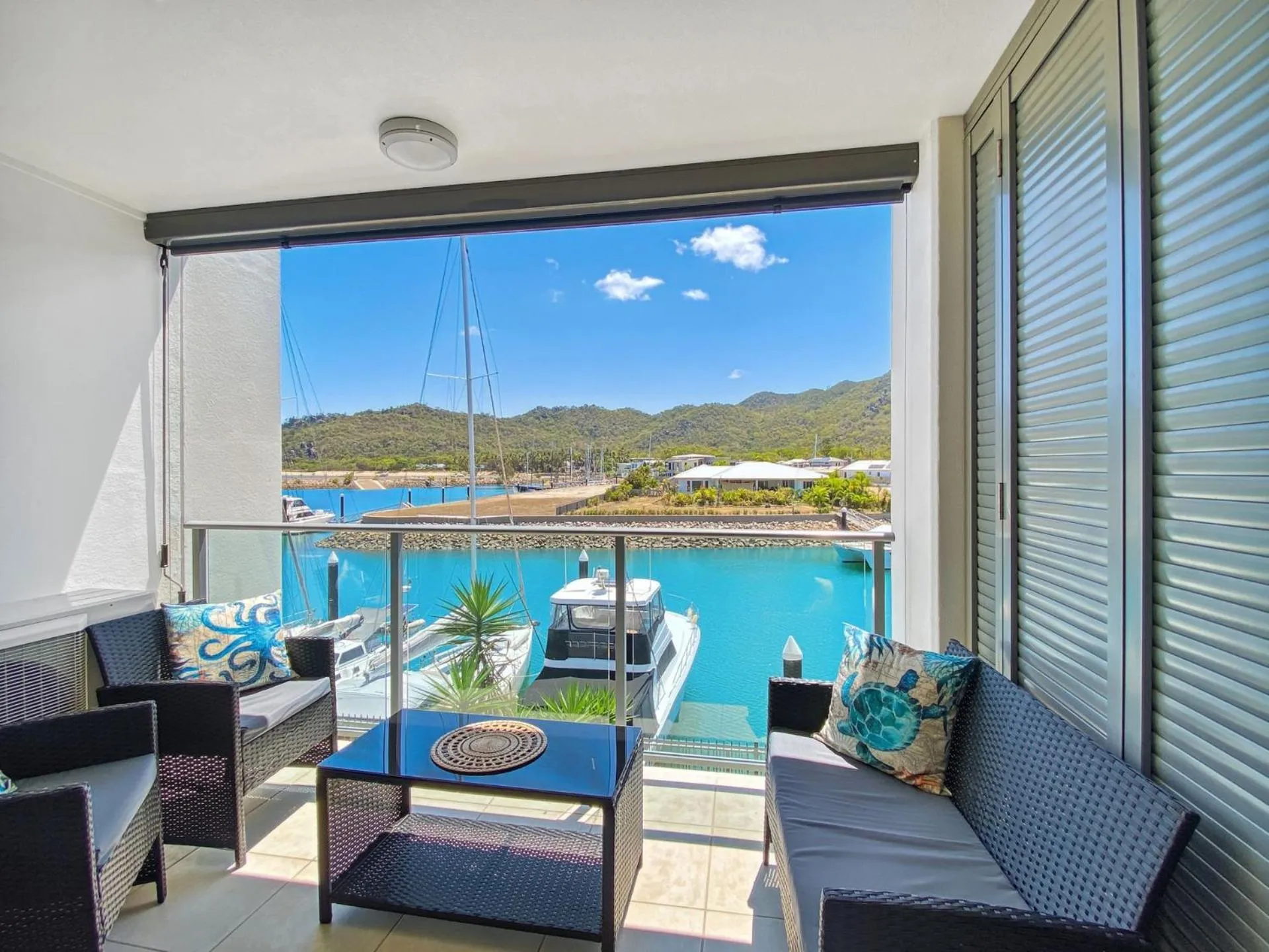 Blue on Blue Studio Room 1222