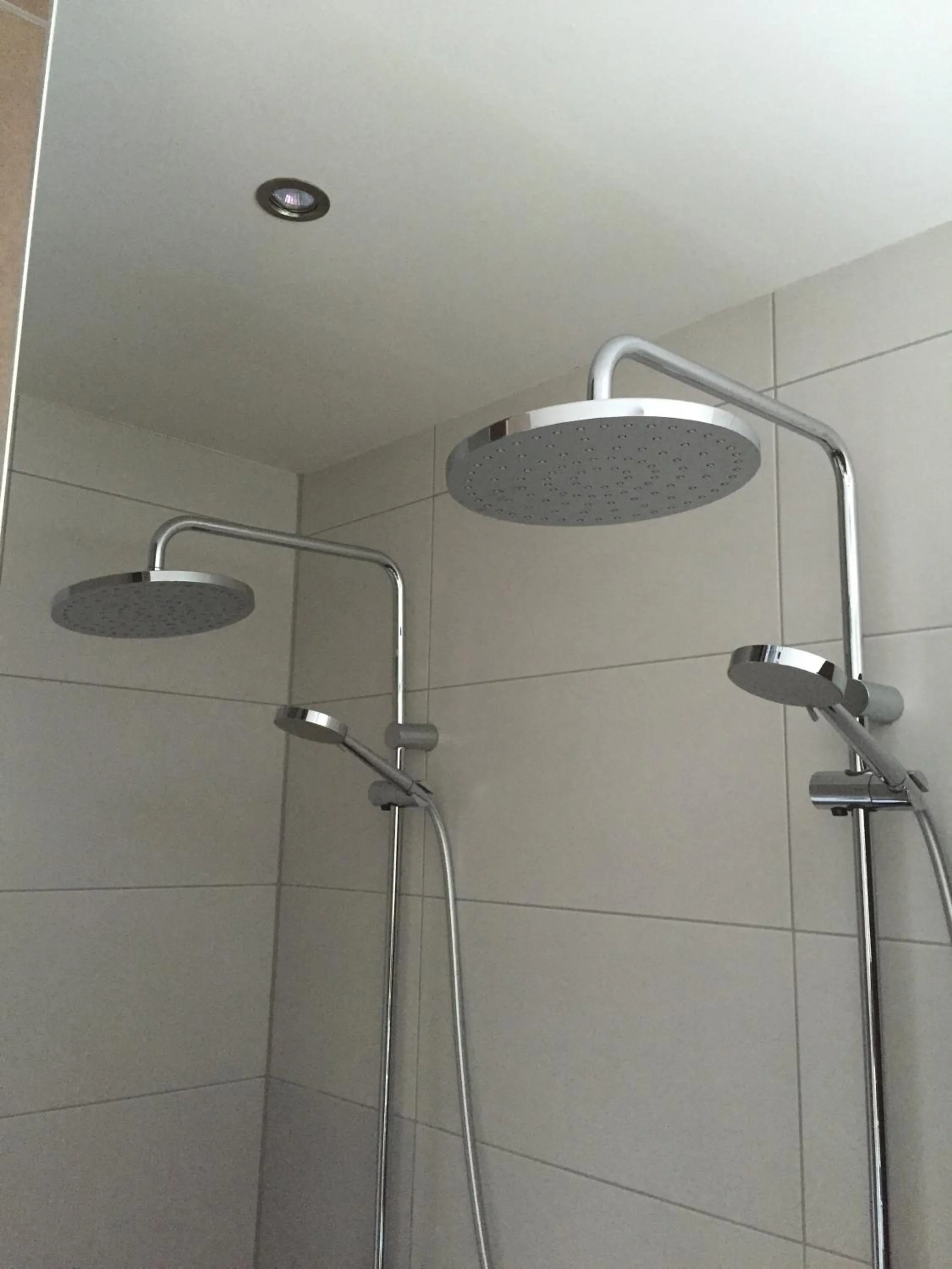 Shower in Herberg het Landhuis