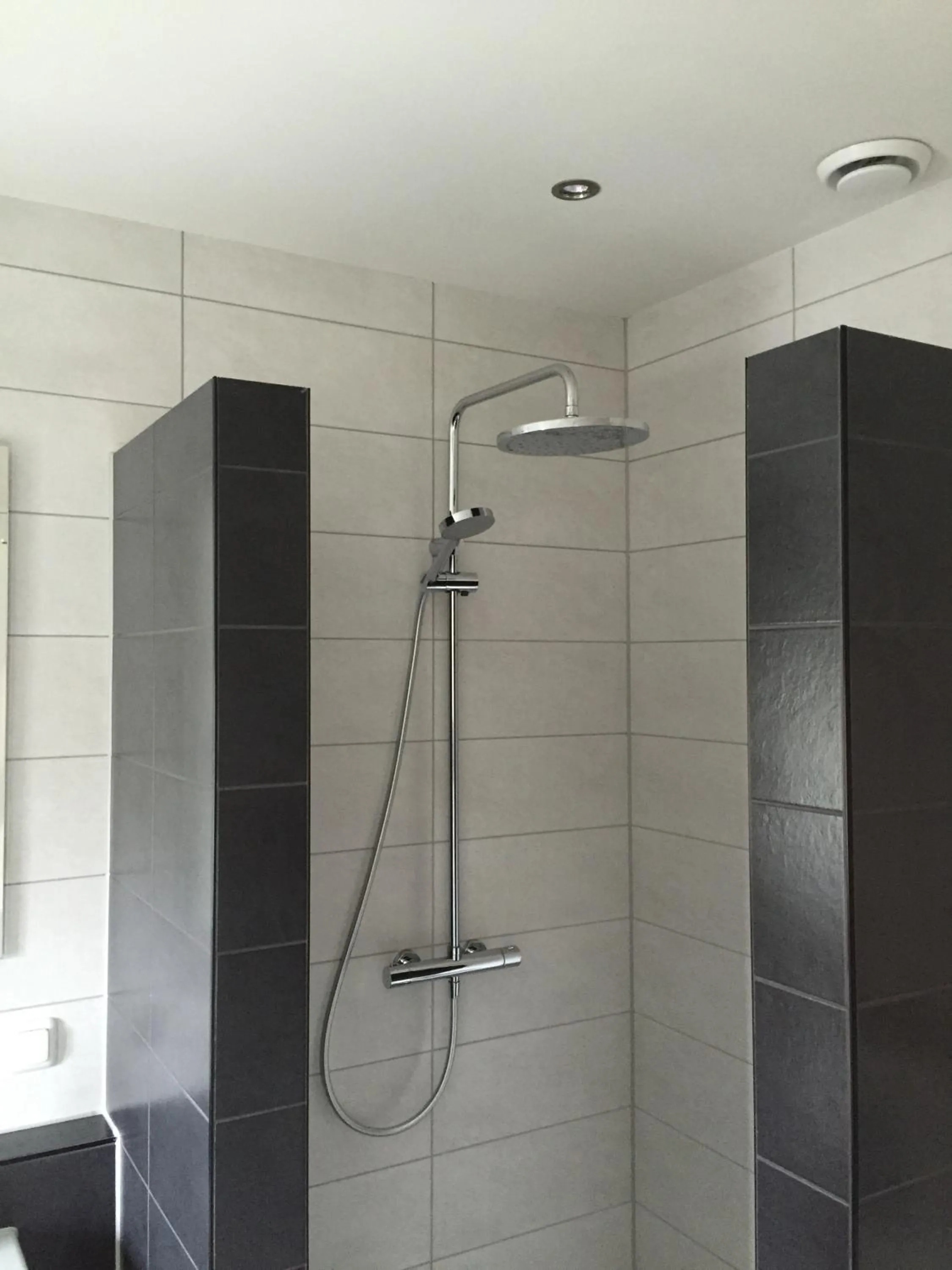 Shower in Herberg het Landhuis