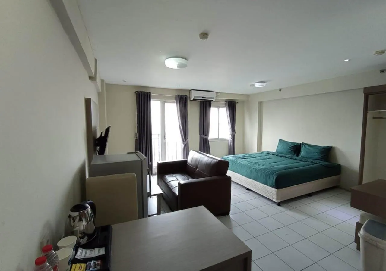 Photo of the whole room in X-pressbedroom Mutiara-Bekasi