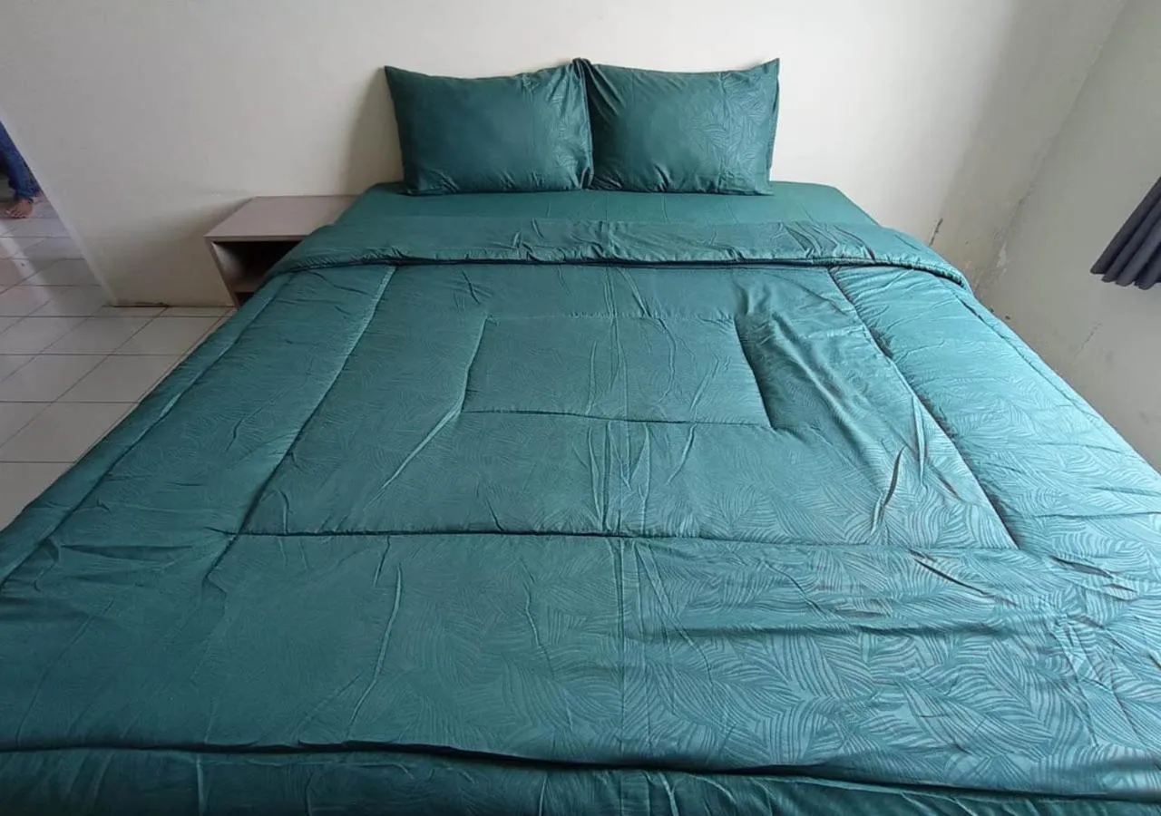 Bed in X-pressbedroom Mutiara-Bekasi