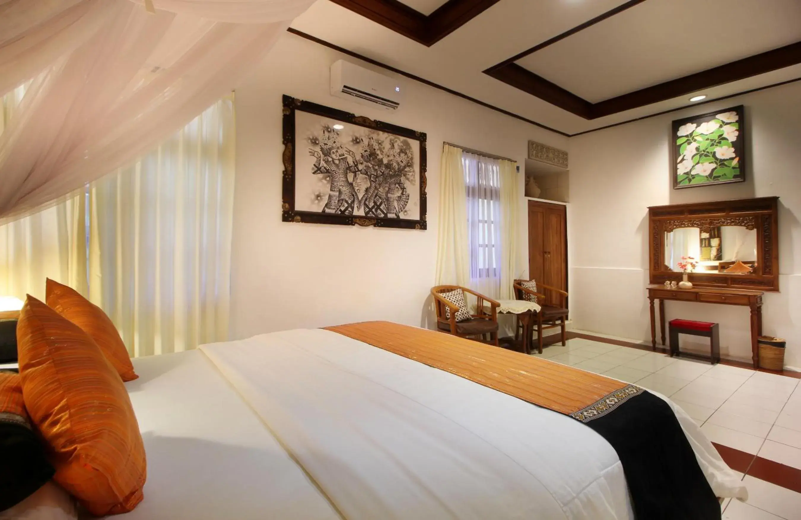 Three-Bedroom Suite with Kitchen in Hotel Jati Sanur Three-Bedroom Suite with Kitchen in Hotel Jati Sanur
