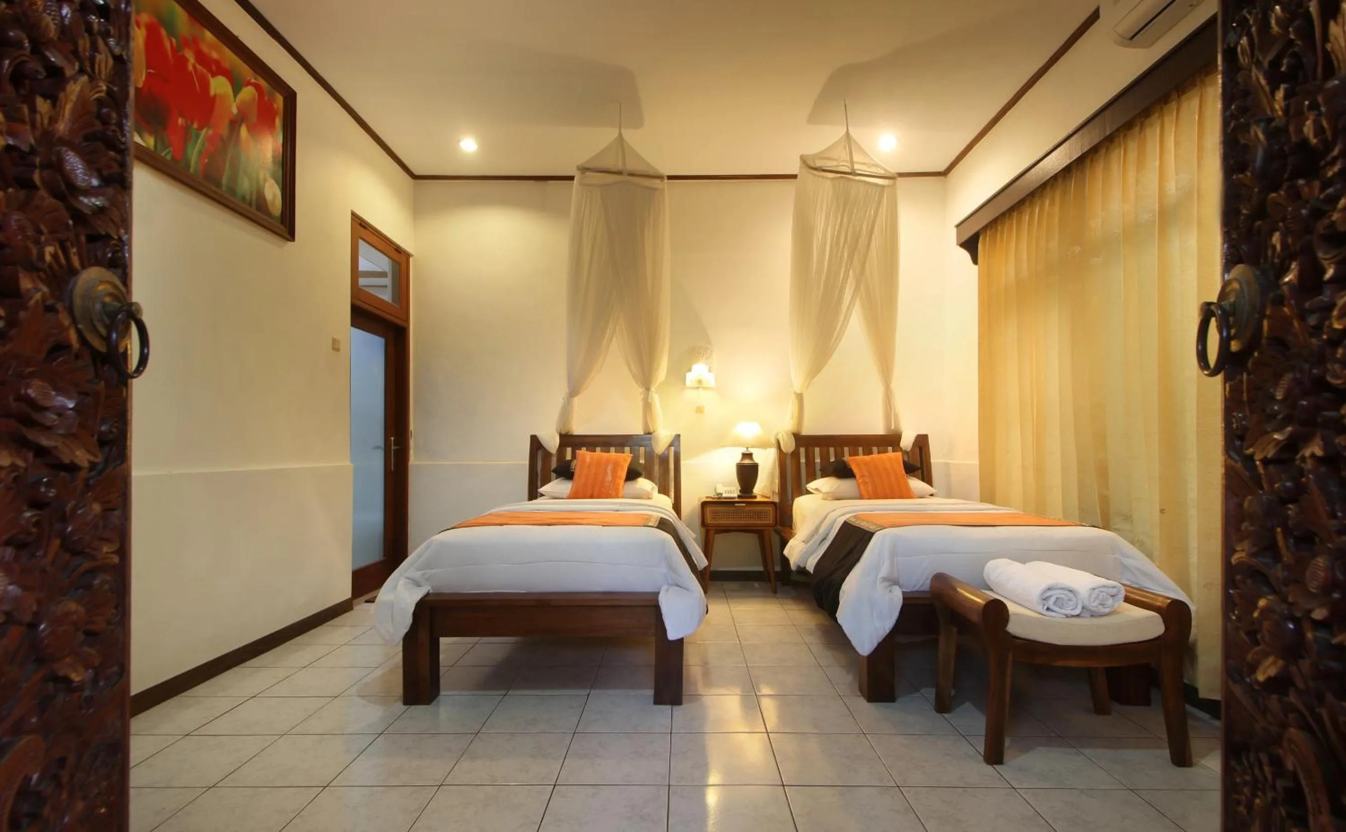 Bed in Hotel Jati Sanur