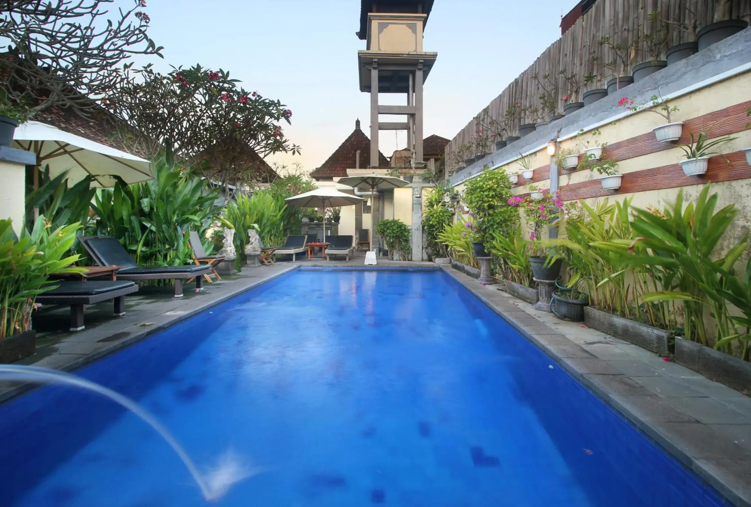 Swimming pool in Hotel Jati Sanur Swimming pool in Hotel Jati Sanur
