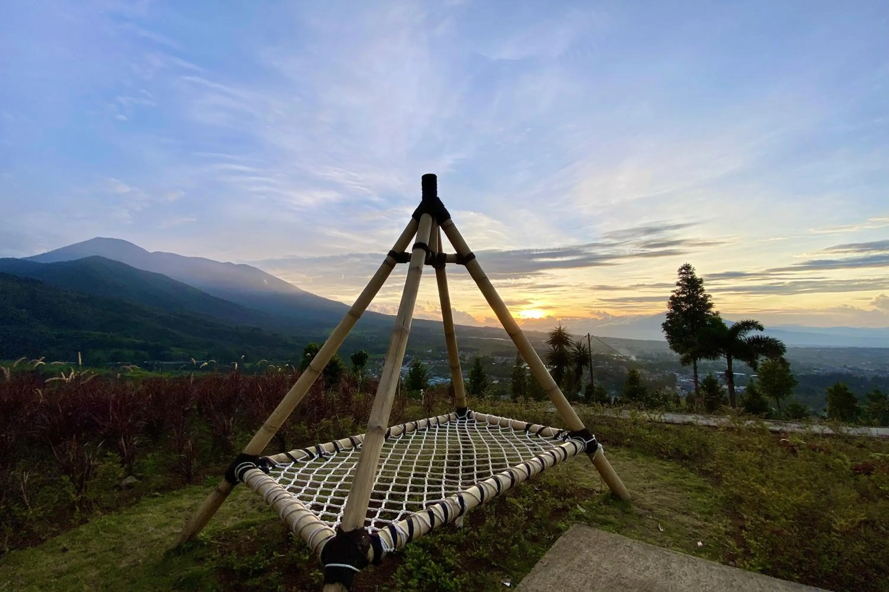 Mountain view in Alinson Sunset Hill