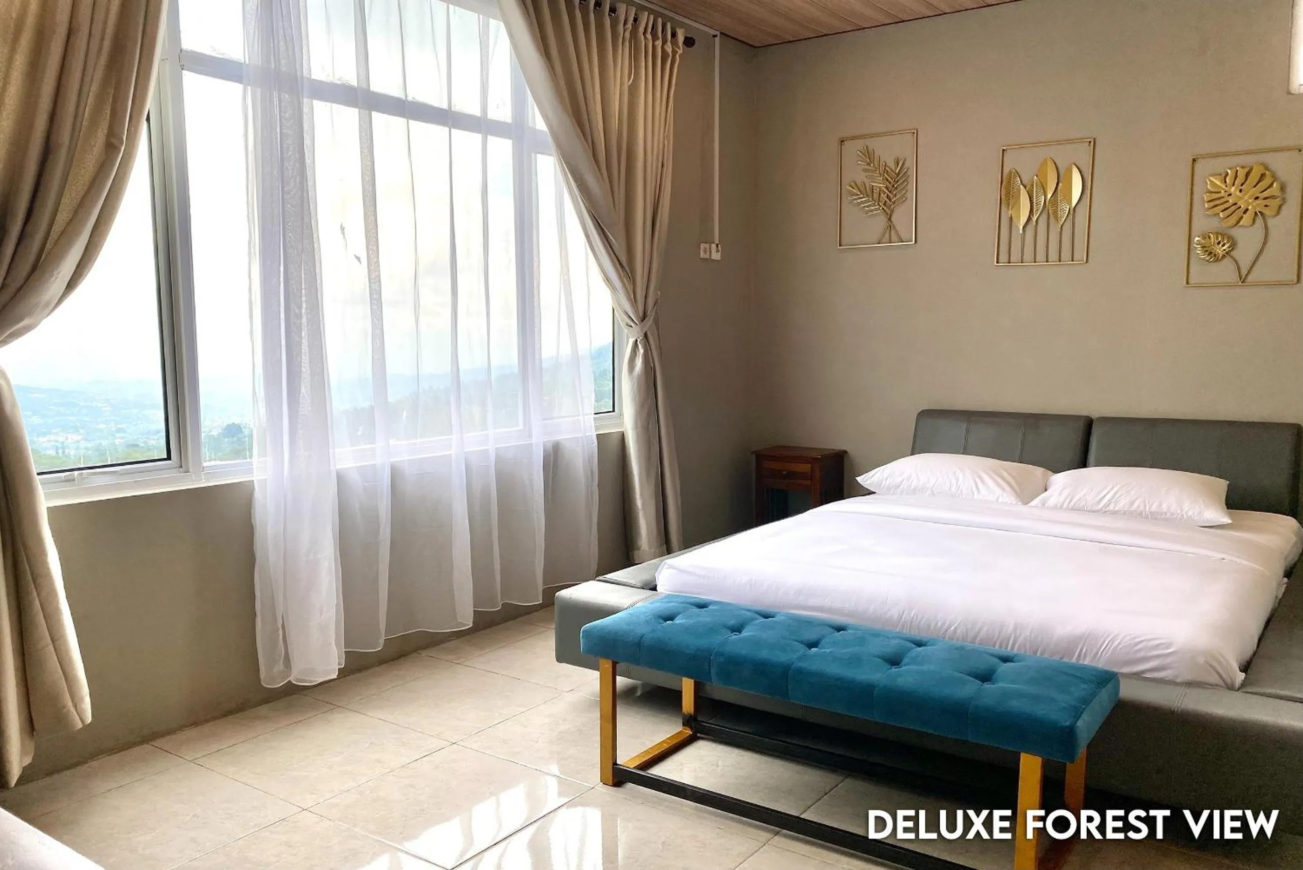 Bed in Alinson Sunset Hill