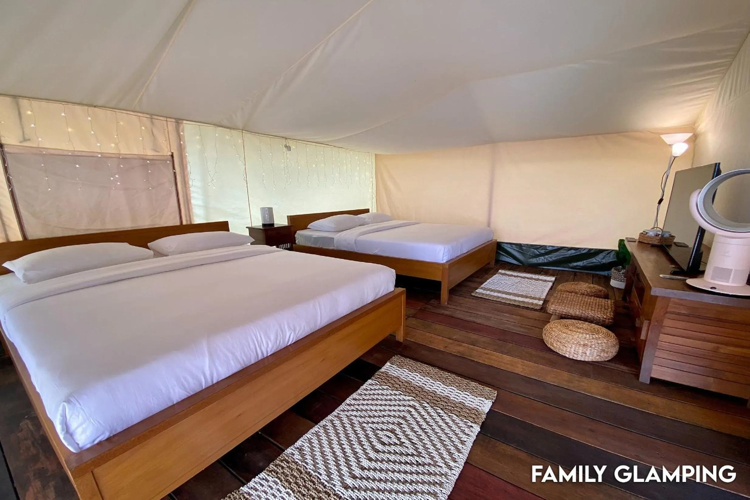 Bed in Alinson Sunset Hill