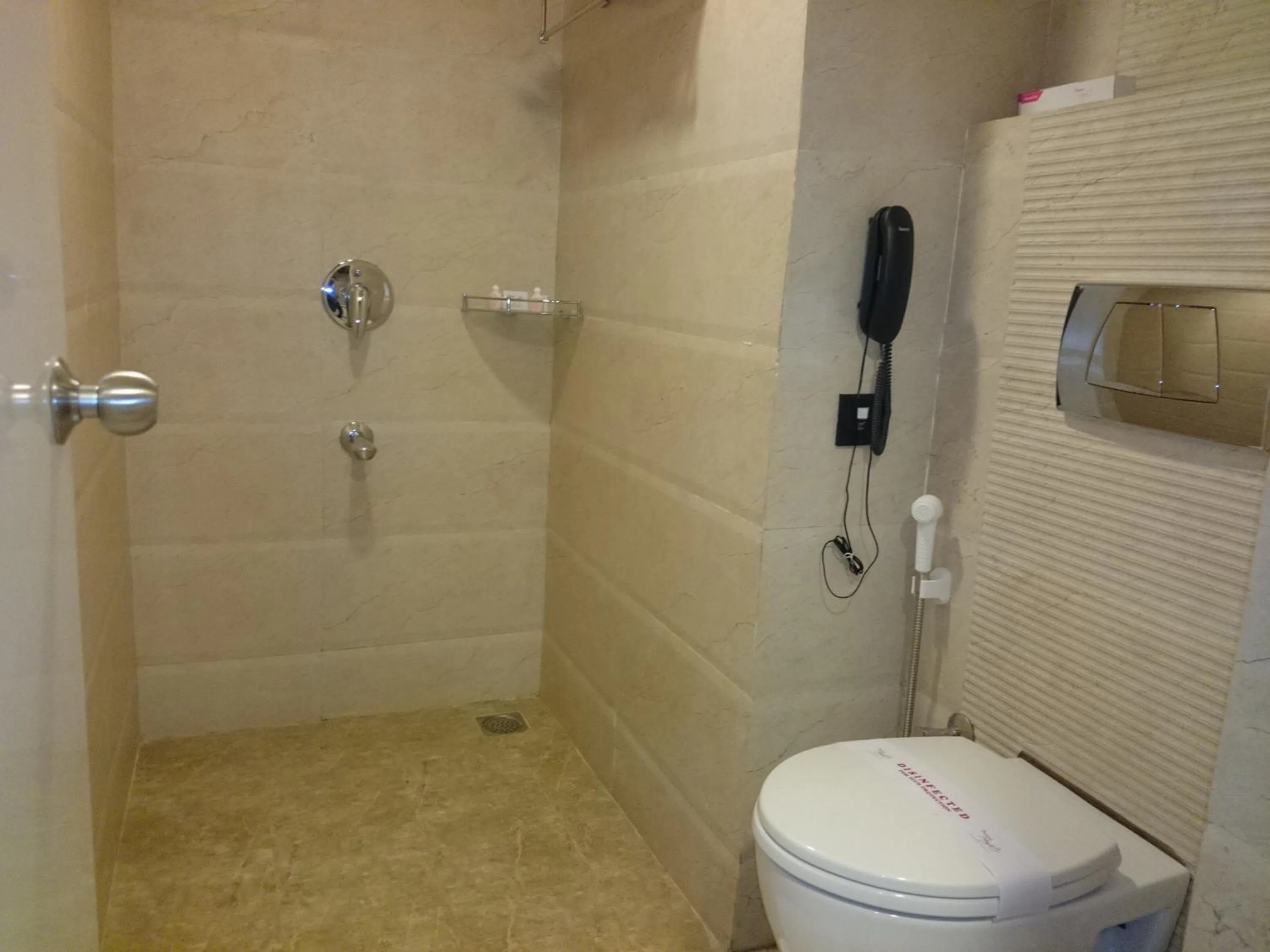 Toilet in Diana Heights Luxury Hotel