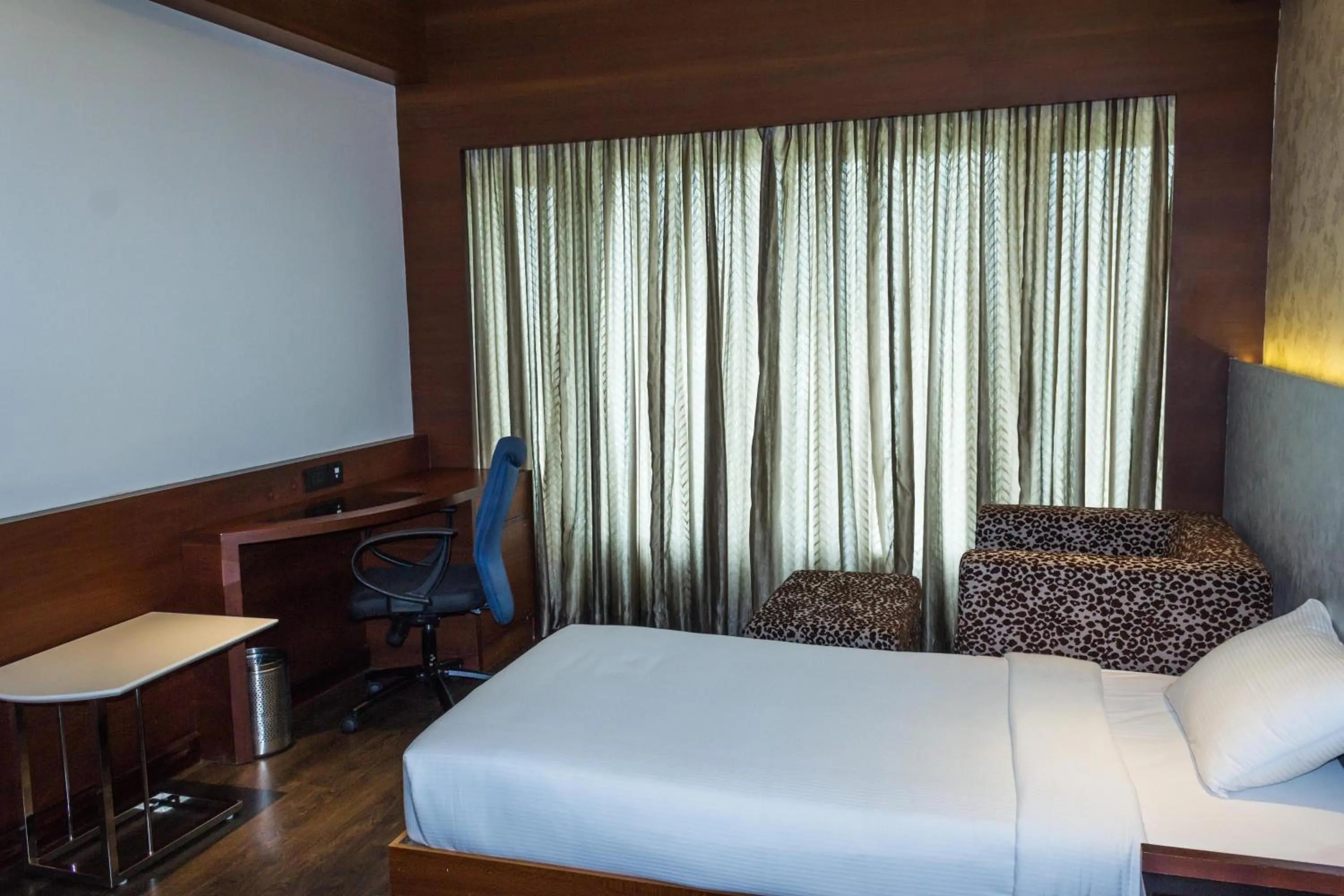 Other, Bed in Diana Heights Luxury Hotel