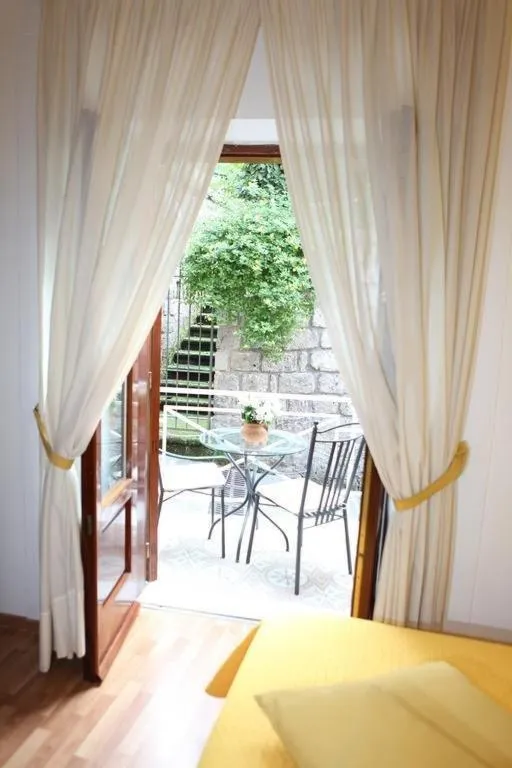 Bed in La Magnolia Sorrento - City Centre Hotel