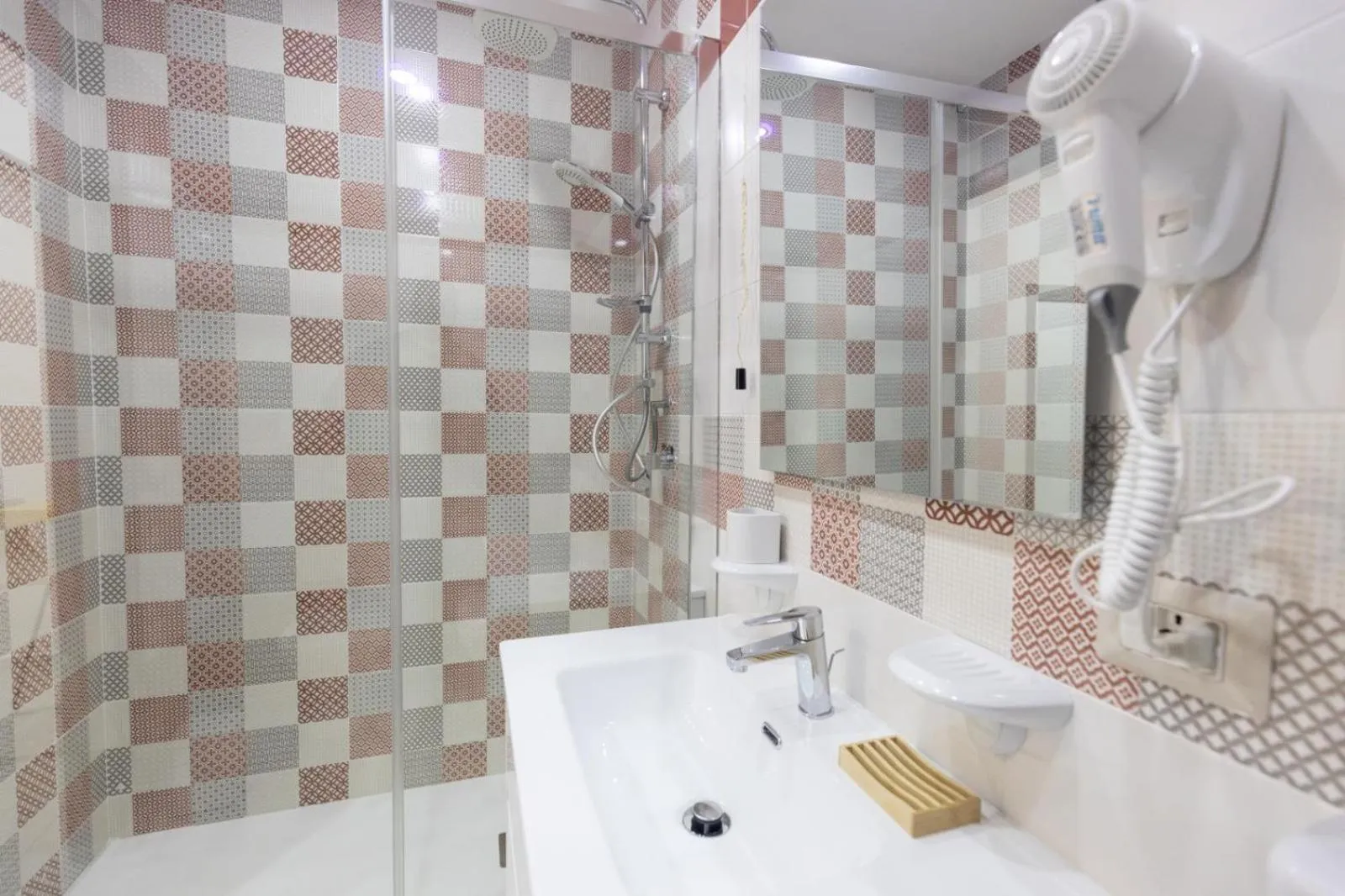 Toilet in Napoli Museo bed and breakfast