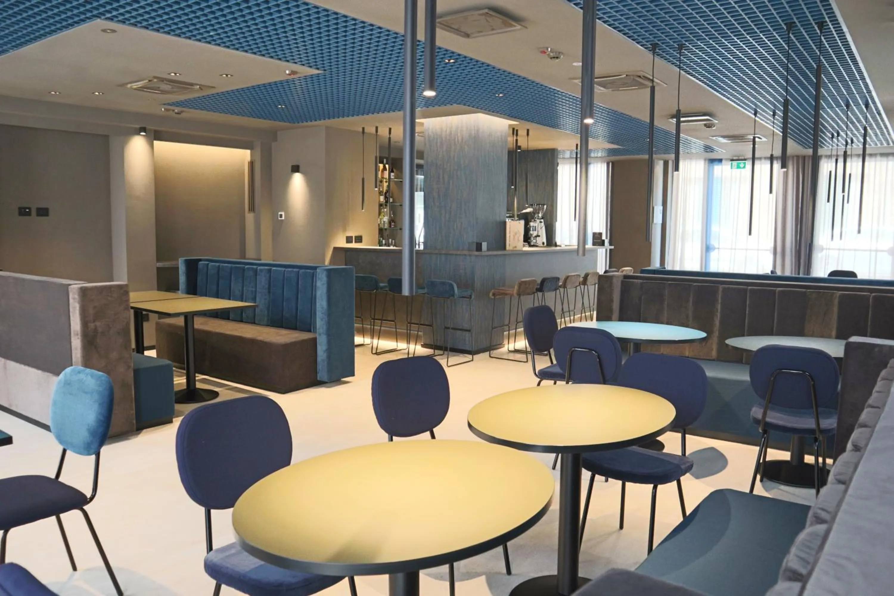 Lounge or bar in The City Hotel