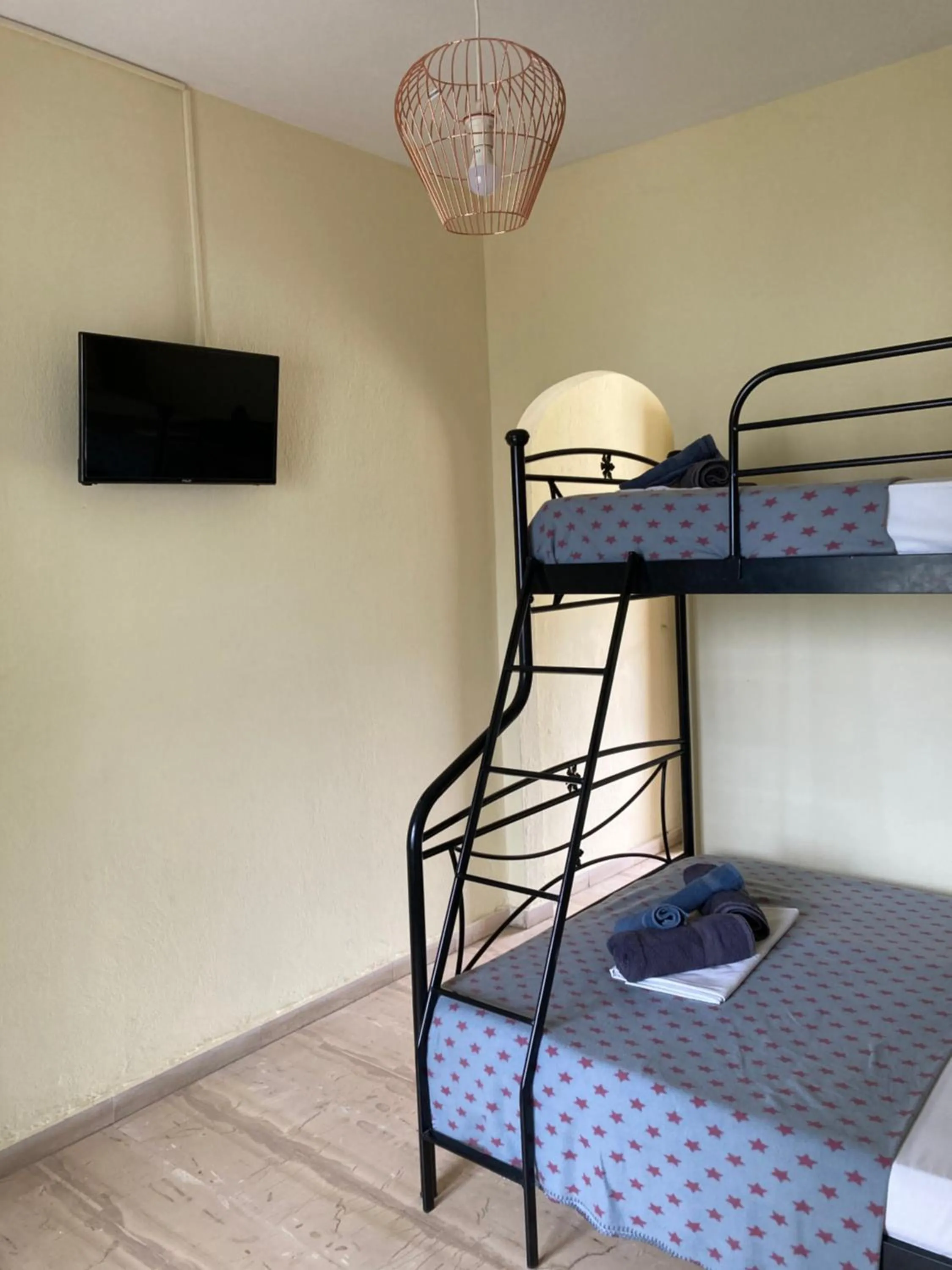 bunk bed in Villa Corfiota Moraitika Beach