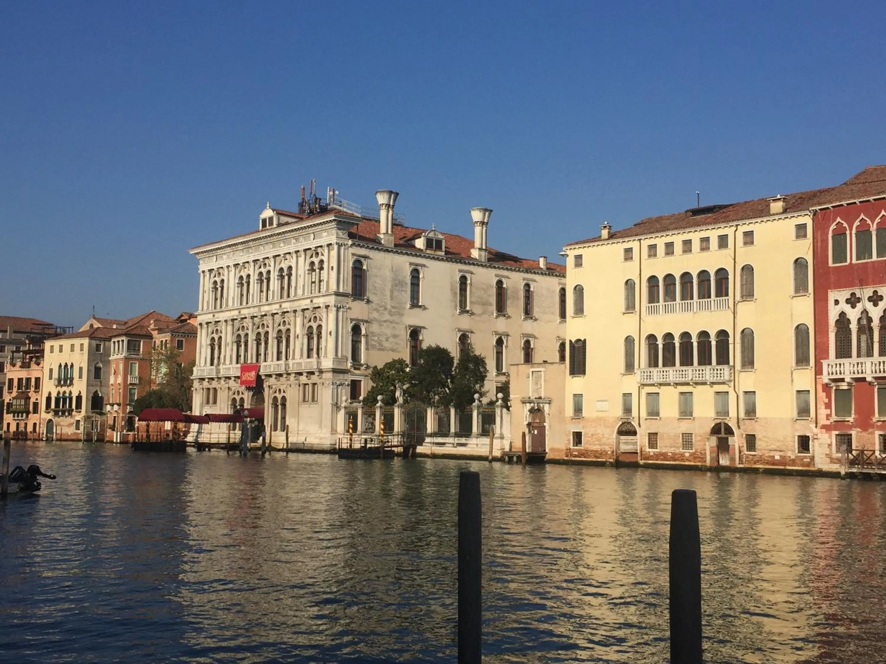 Nearby landmark in San Stae Glamour