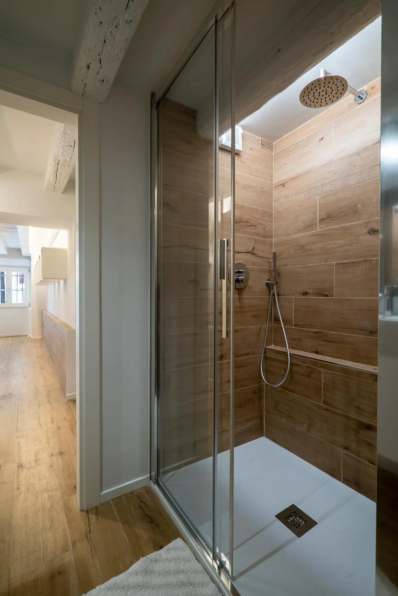Bathroom in San Stae Glamour