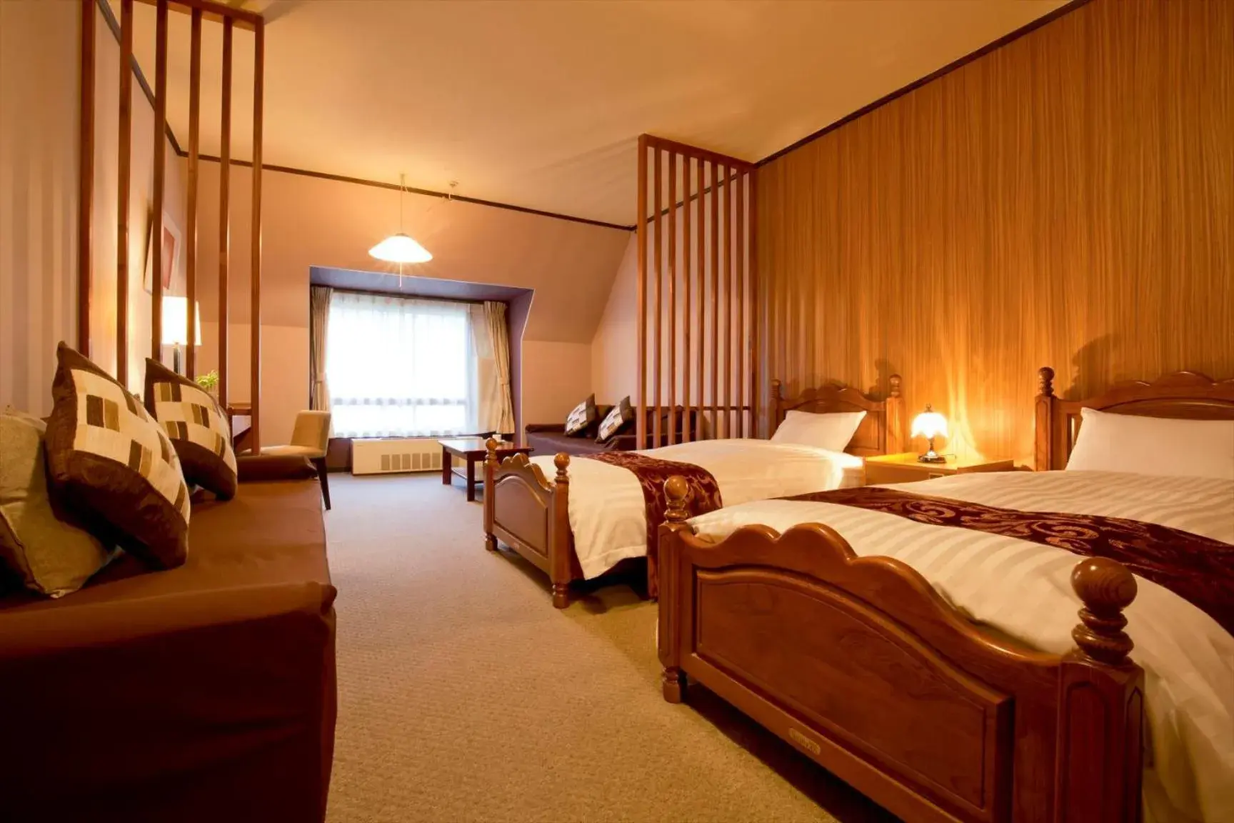 Bed in Takamiya Hotel Jurin Bed in Takamiya Hotel Jurin