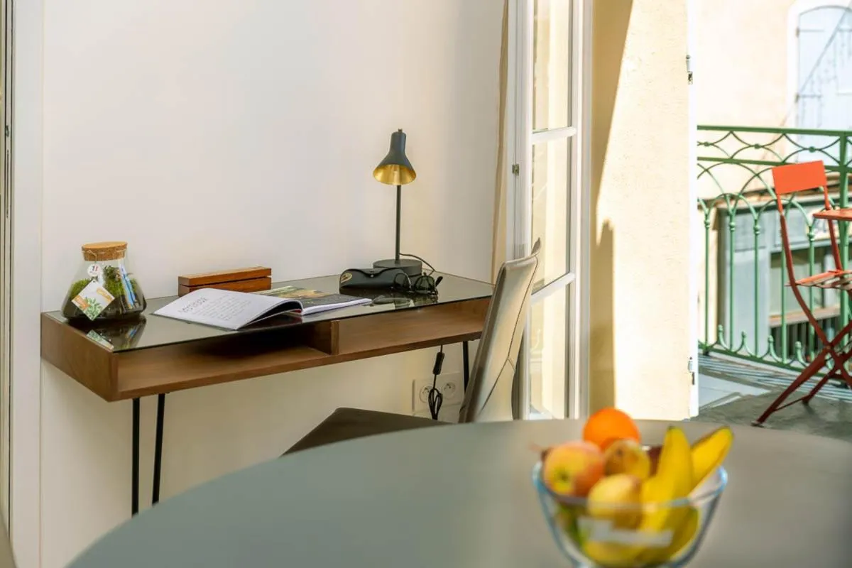 Seating area in Provence Au Coeur Appart Hotels