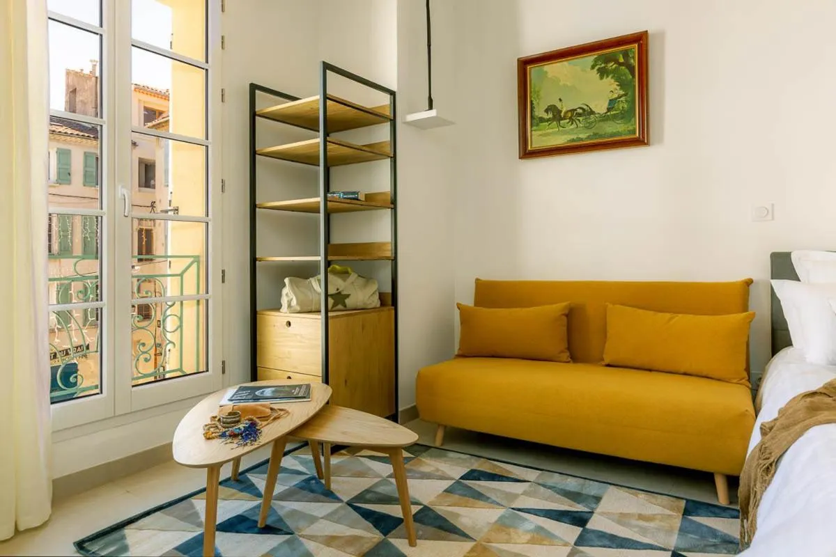 Bed in Provence Au Coeur Appart Hotels