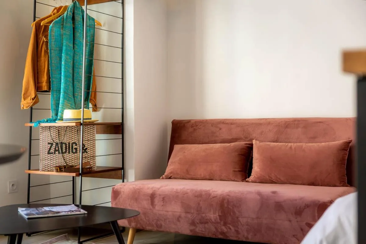 Living room in Provence Au Coeur Appart Hotels