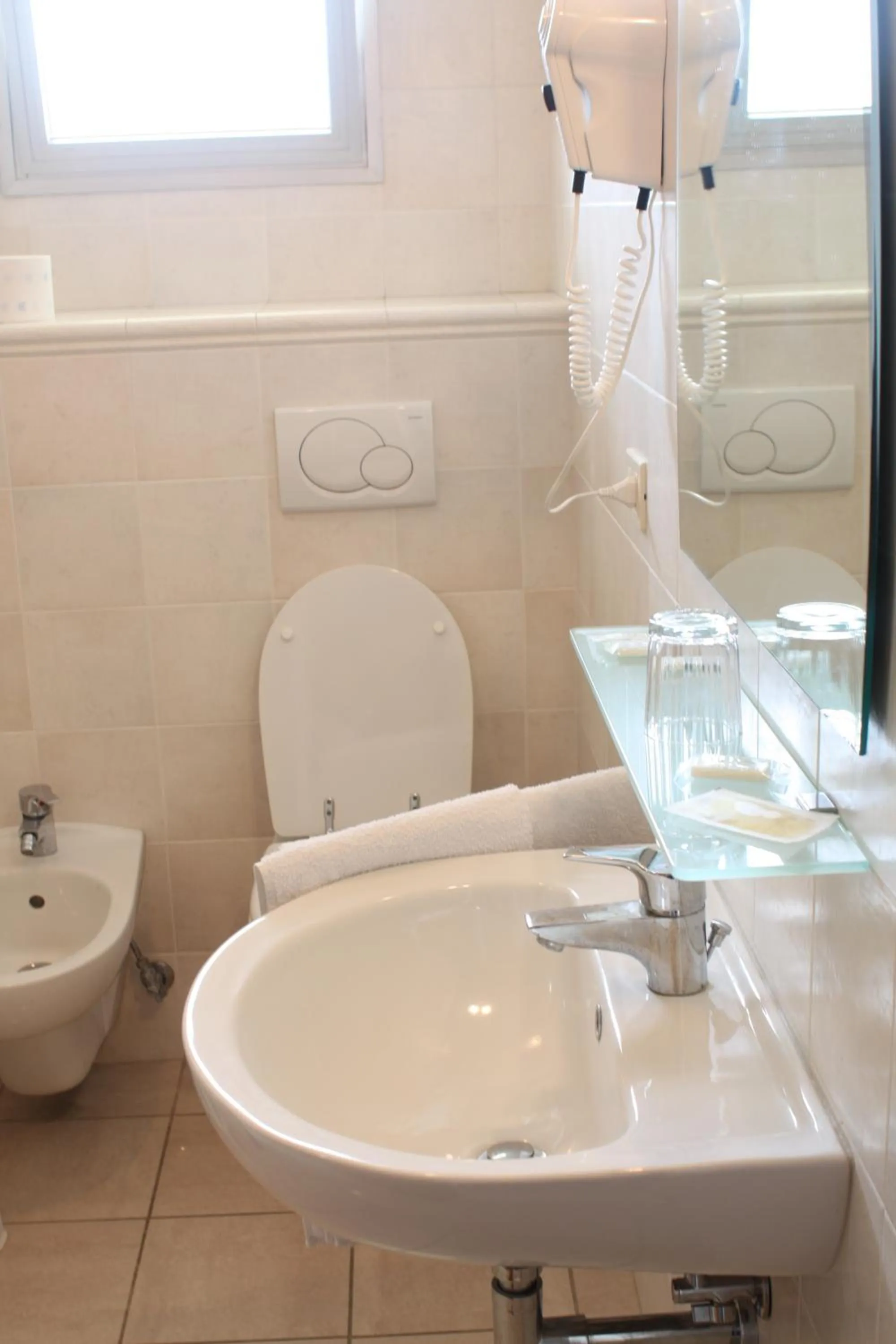 Bathroom in Hotel Lido